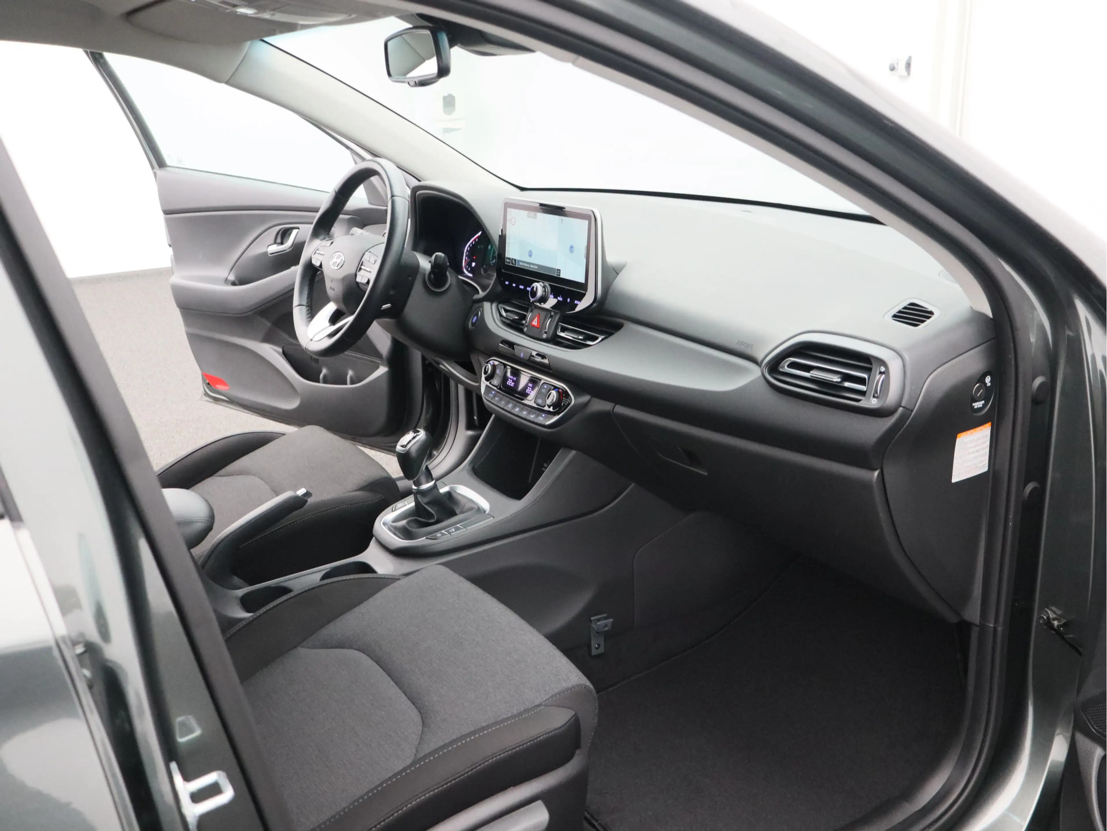 Hyundai i30 Wagon 1.0 T-GDi MHEV Comfort Smart/ lage km/ zeer — photo 19