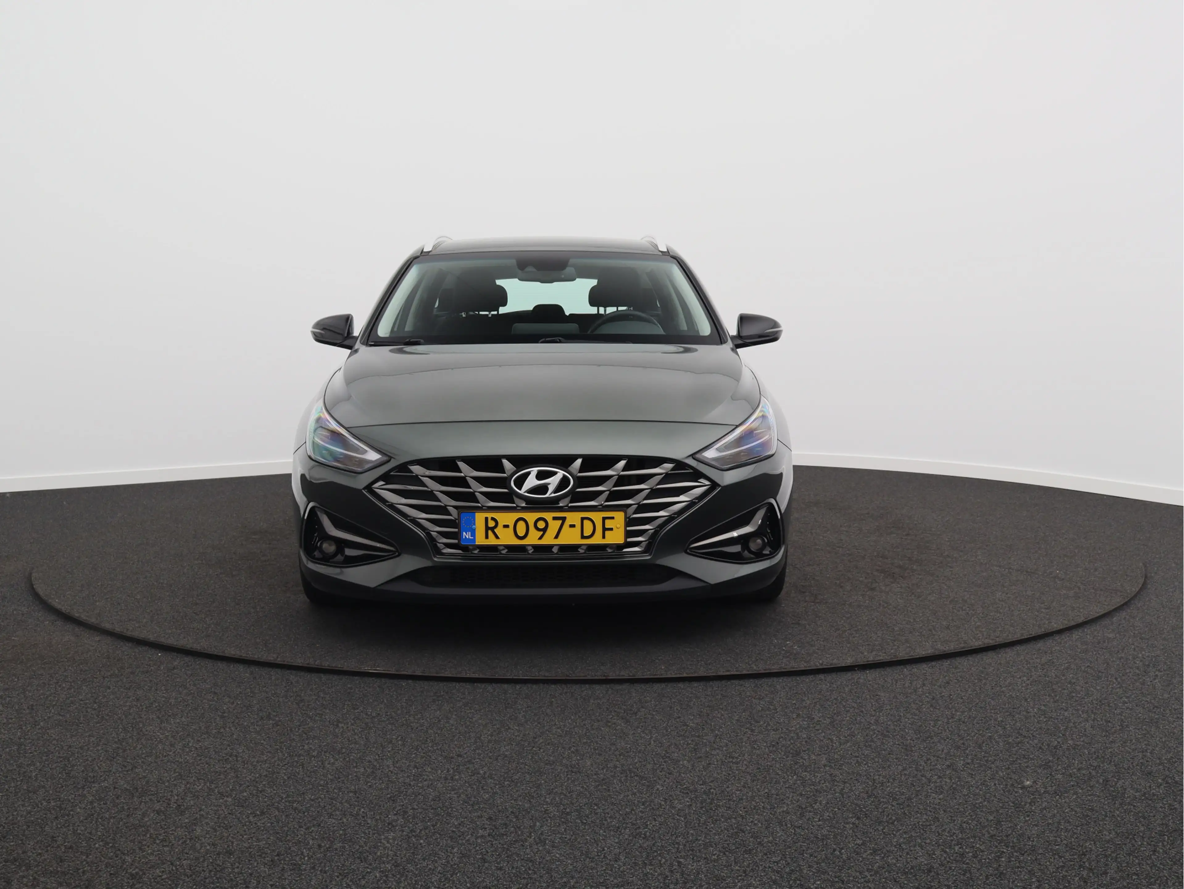 Hyundai i30 Wagon 1.0 T-GDi MHEV Comfort Smart/ lage km/ zeer — photo 25
