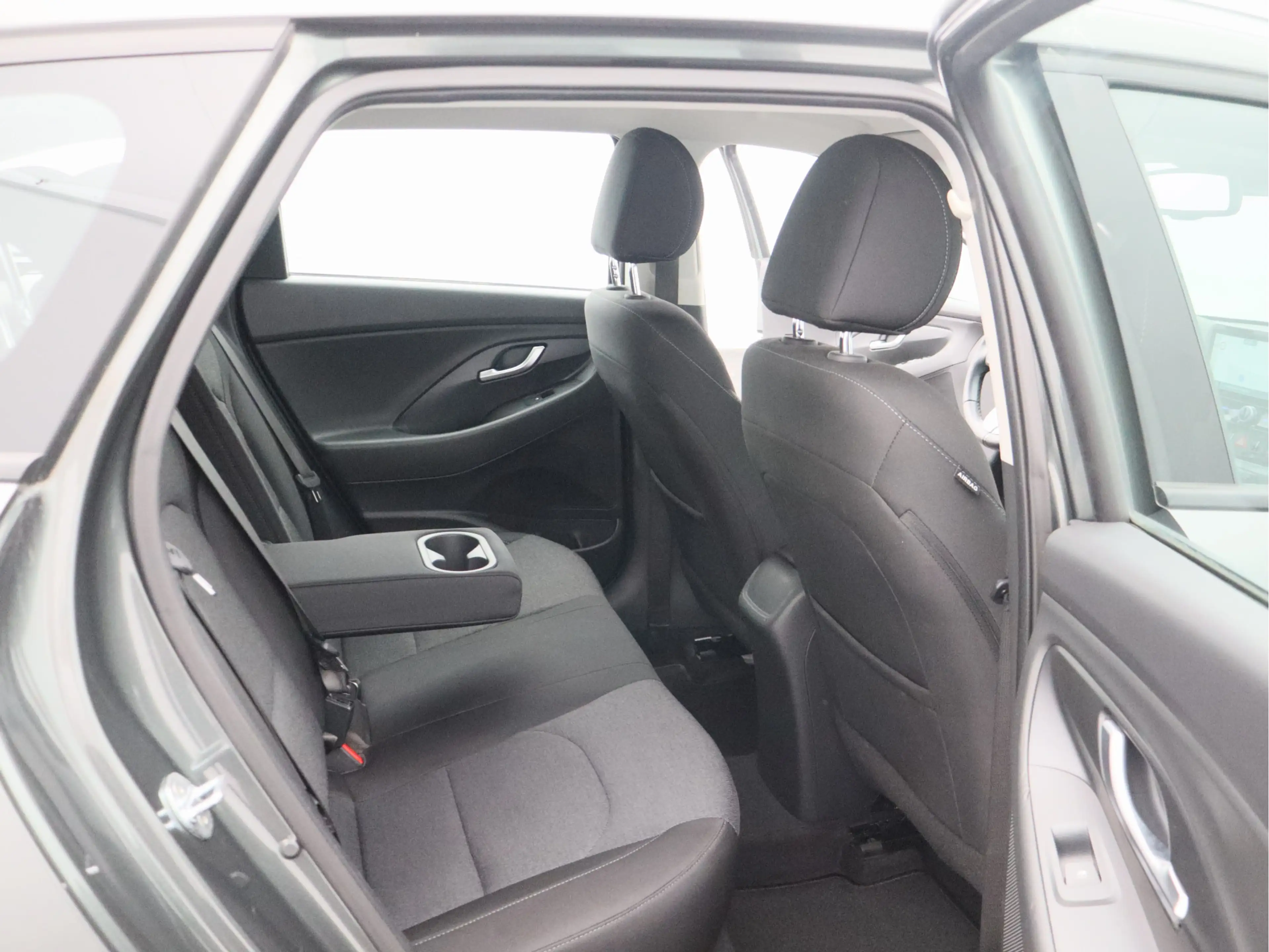 Hyundai i30 Wagon 1.0 T-GDi MHEV Comfort Smart/ lage km/ zeer — photo 22