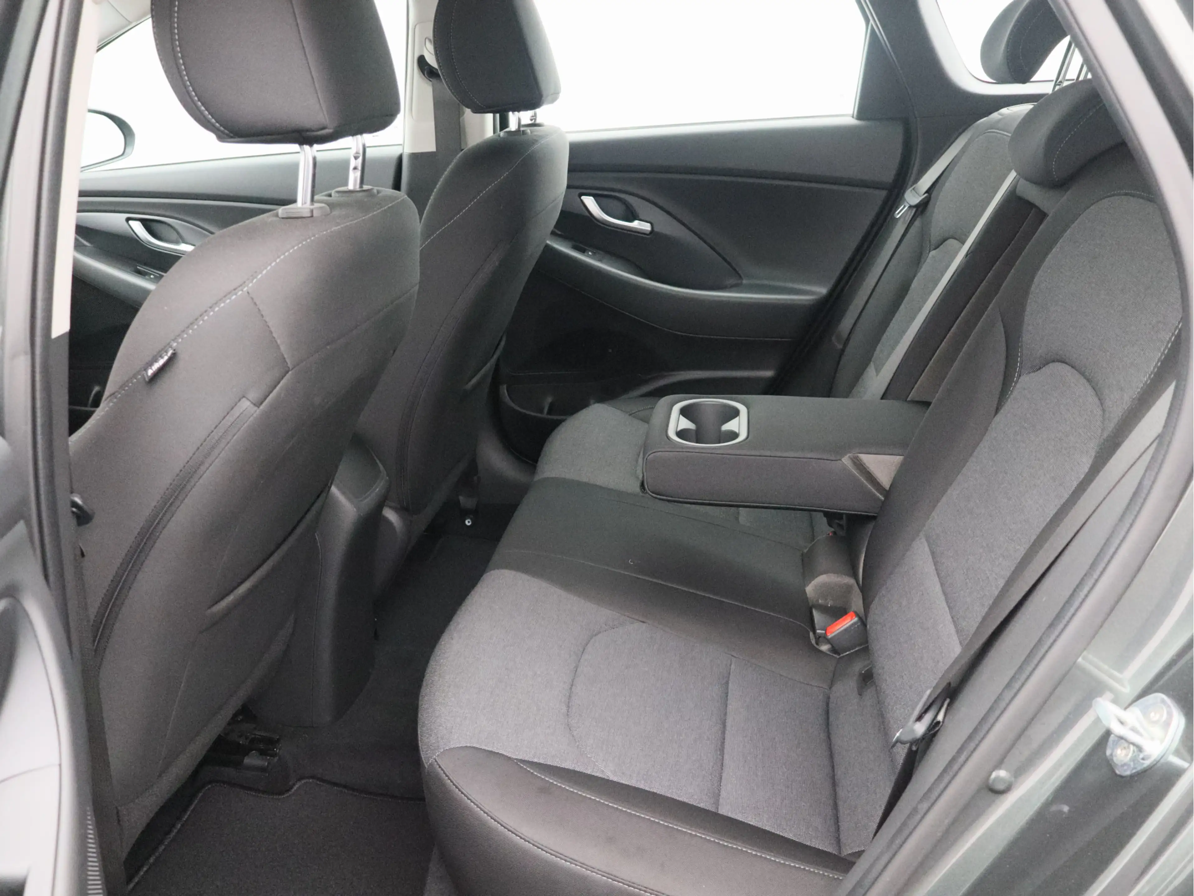 Hyundai i30 Wagon 1.0 T-GDi MHEV Comfort Smart/ lage km/ zeer — photo 12