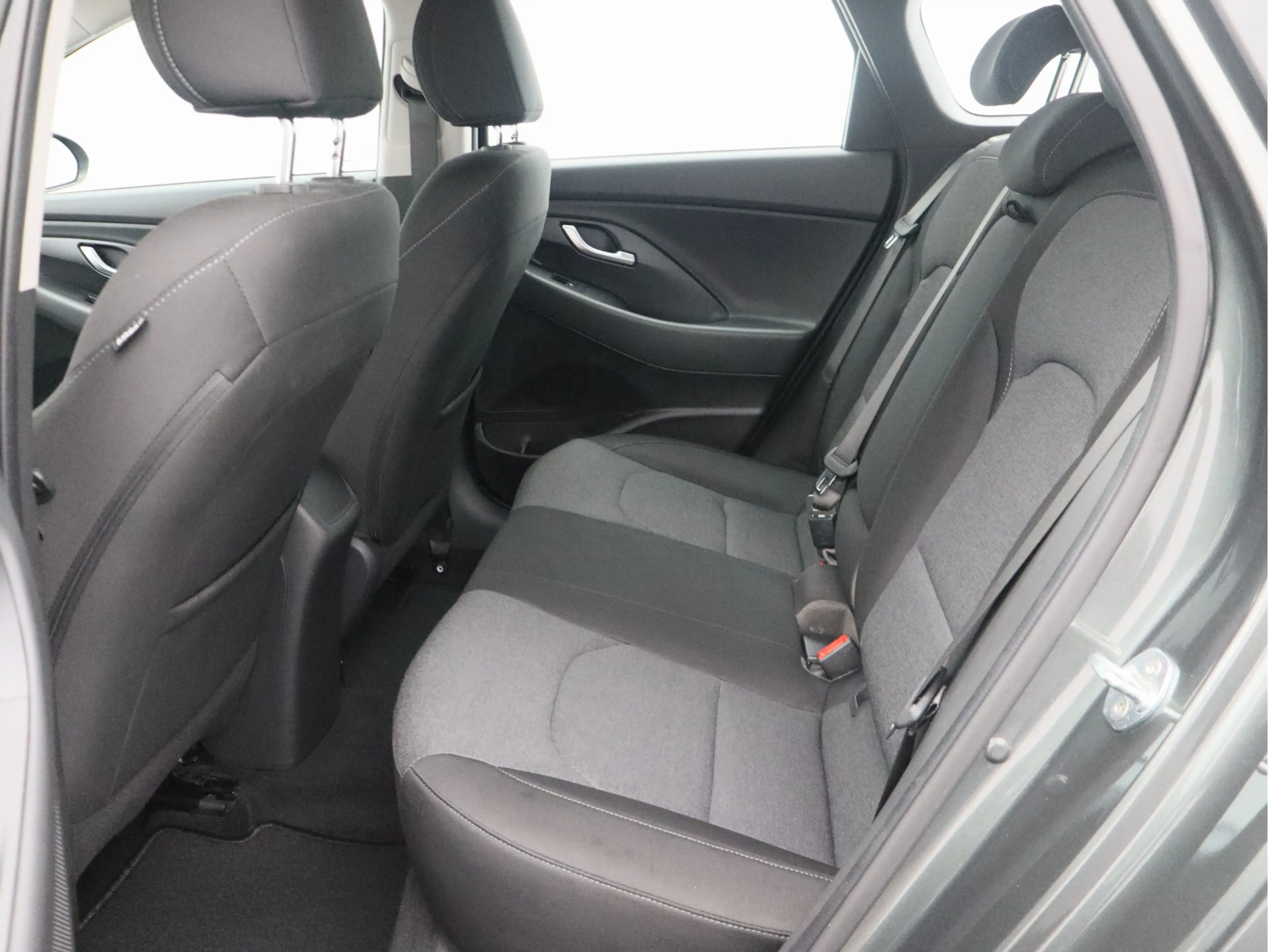 Hyundai i30 Wagon 1.0 T-GDi MHEV Comfort Smart/ lage km/ zeer — photo 7