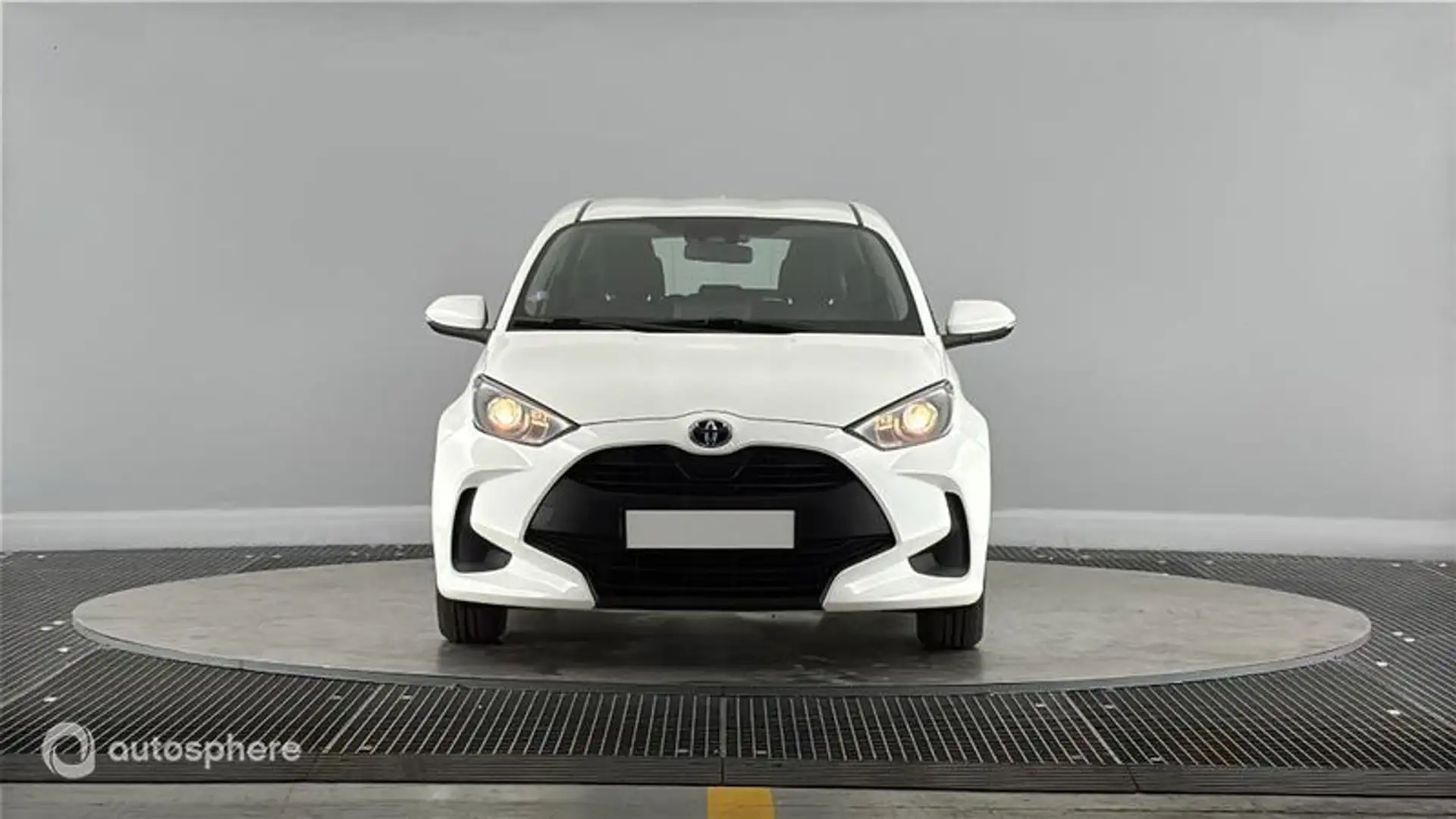 Toyota Yaris 116h Dynamic 5p MY21 - 2