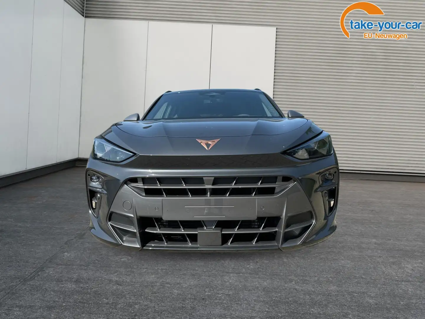 CUPRA Terramar VZ 4Drive PANO+NAVI+SENNHEISER+MATRIX+MEMORY+HU... Grau - 2