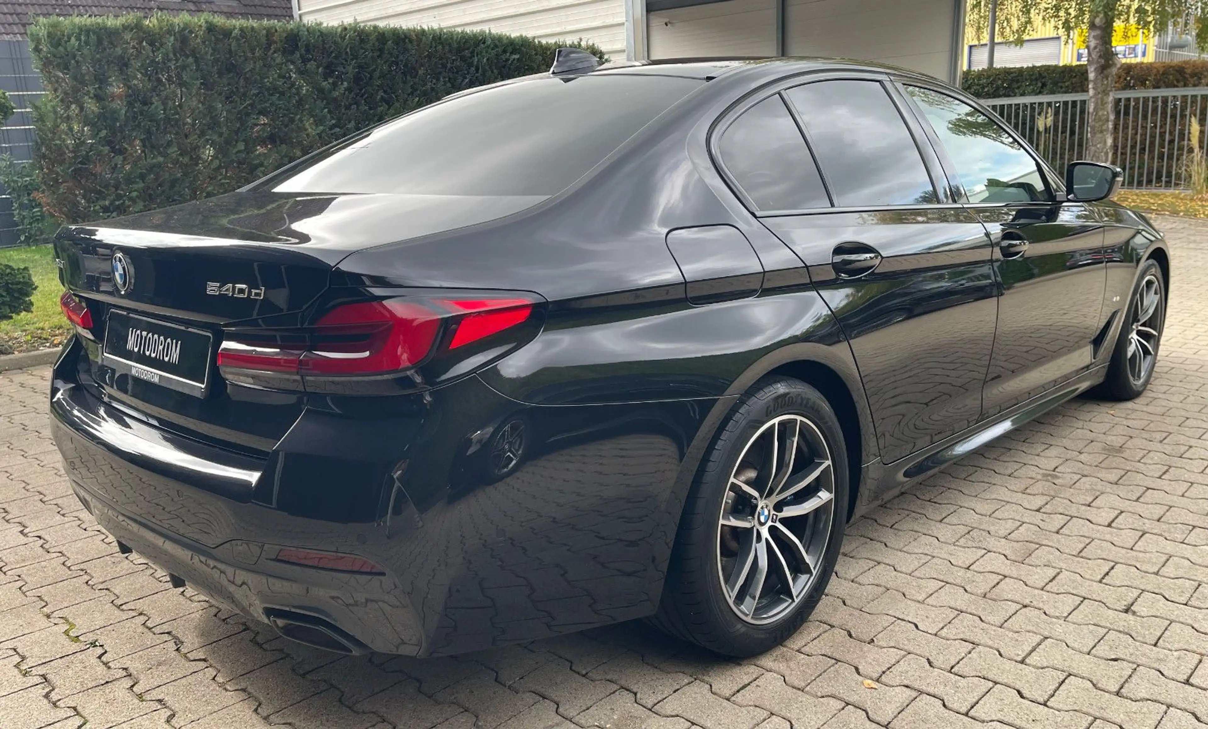 BMW 540 d xDrive M-Sport SHADOW-LINE FACELIFT — photo 7