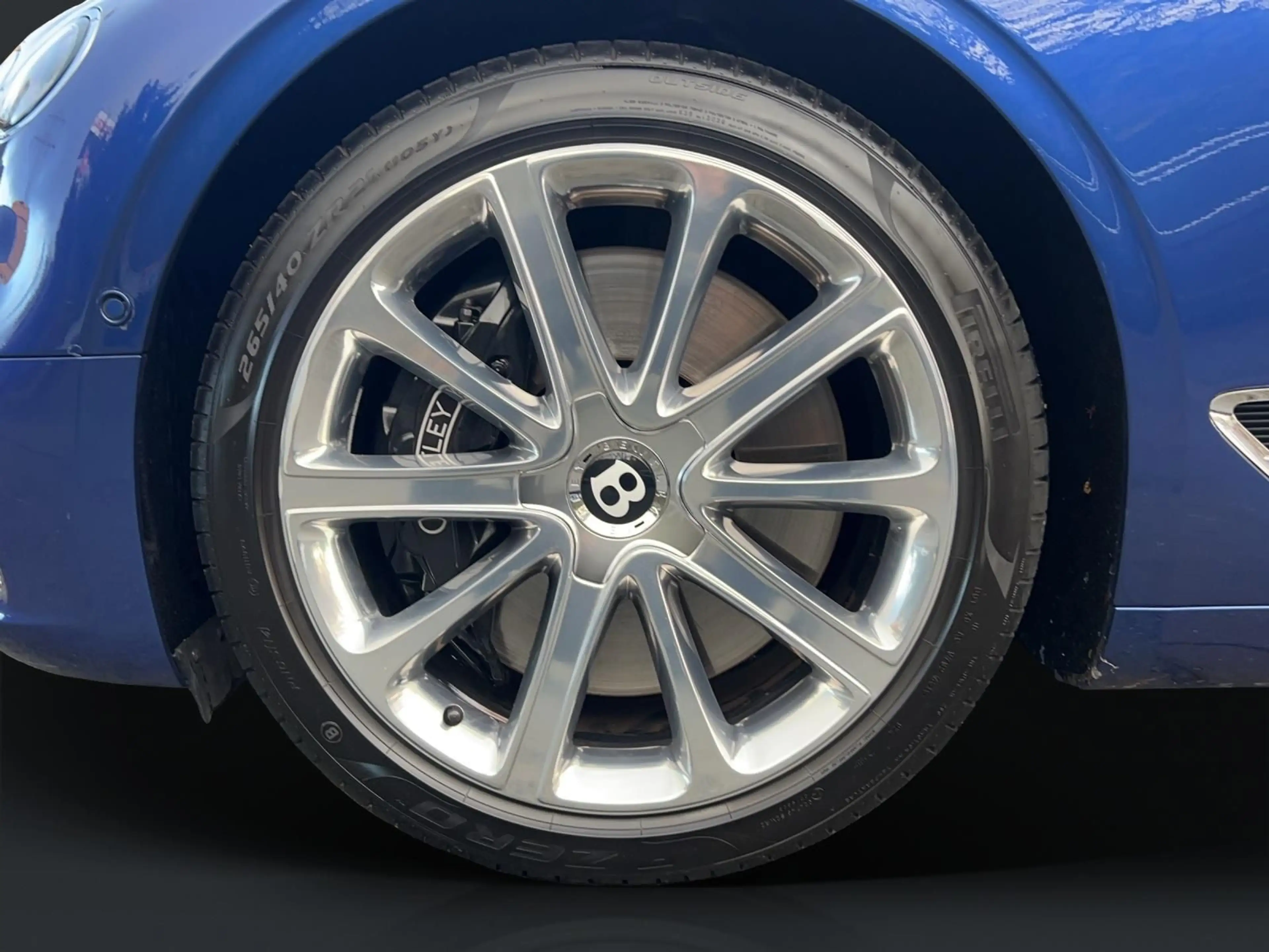 Bentley Continental GT V8 Mulliner*Rotating*Naim* — photo 9