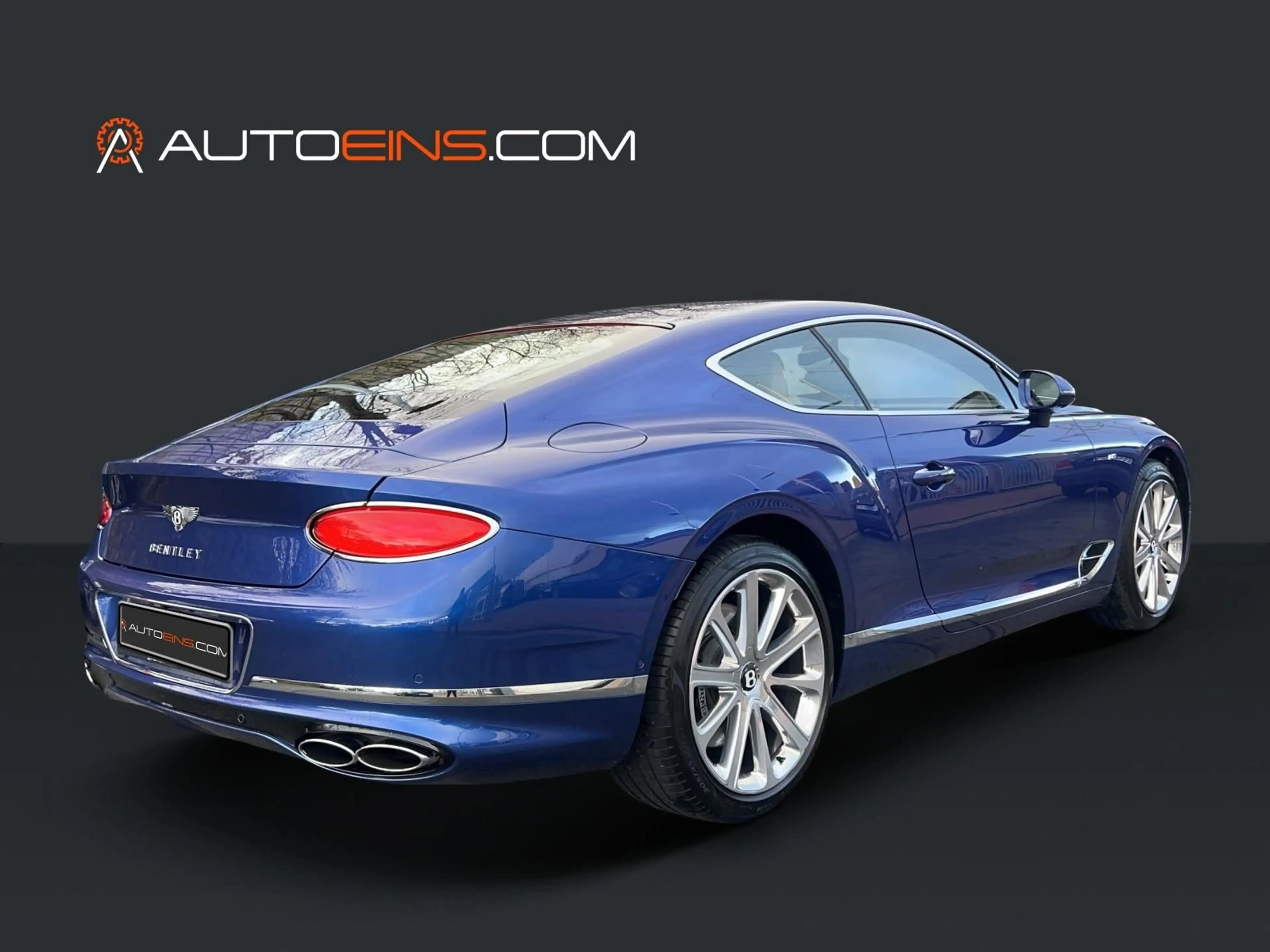 Bentley Continental GT V8 Mulliner*Rotating*Naim* — photo 6