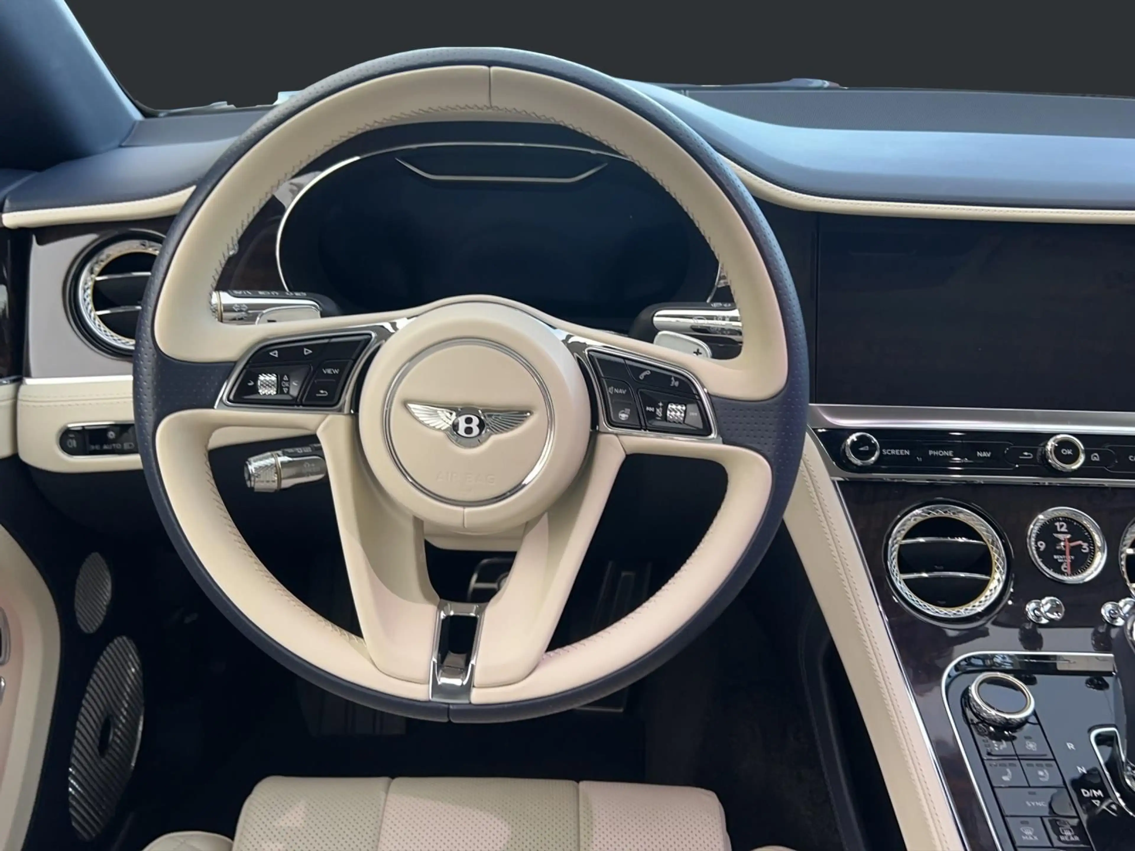 Bentley Continental GT V8 Mulliner*Rotating*Naim* — photo 15
