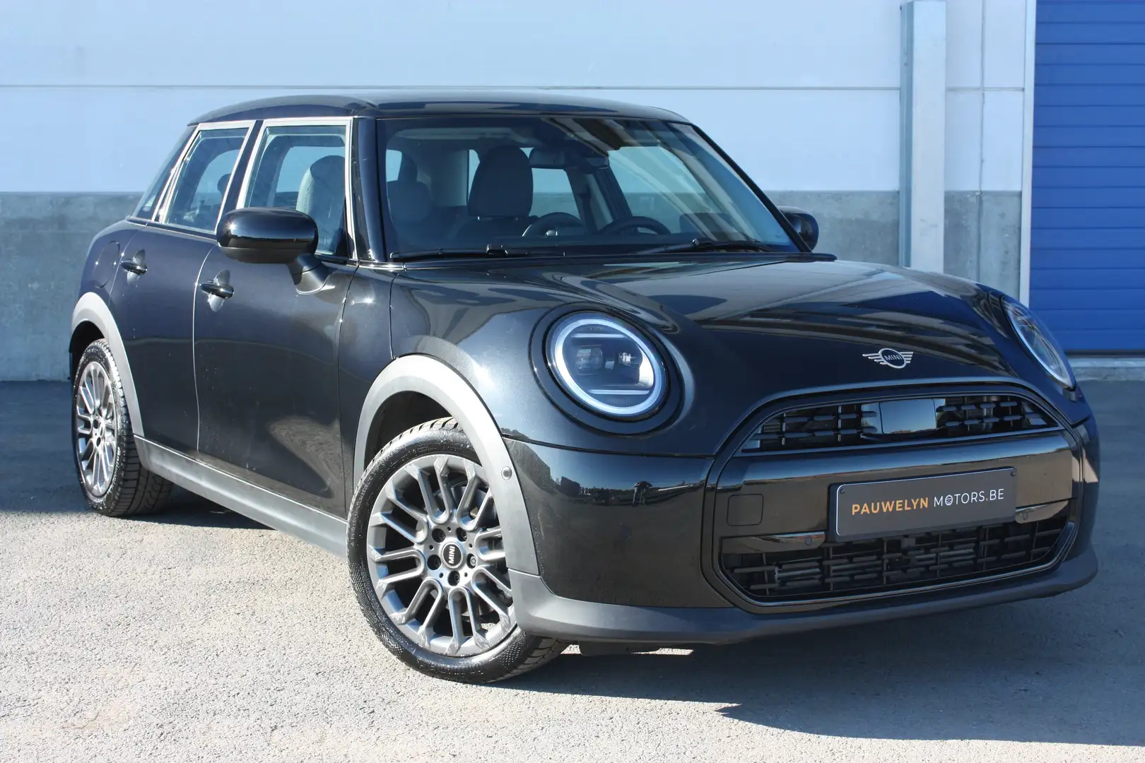 MINI Cooper C AUTOMAAT // HUD// APPLE CARPLAY// BLACK Noir - 2
