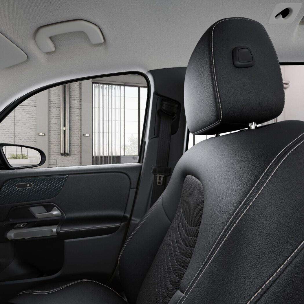 Mercedes-Benz GLB 220