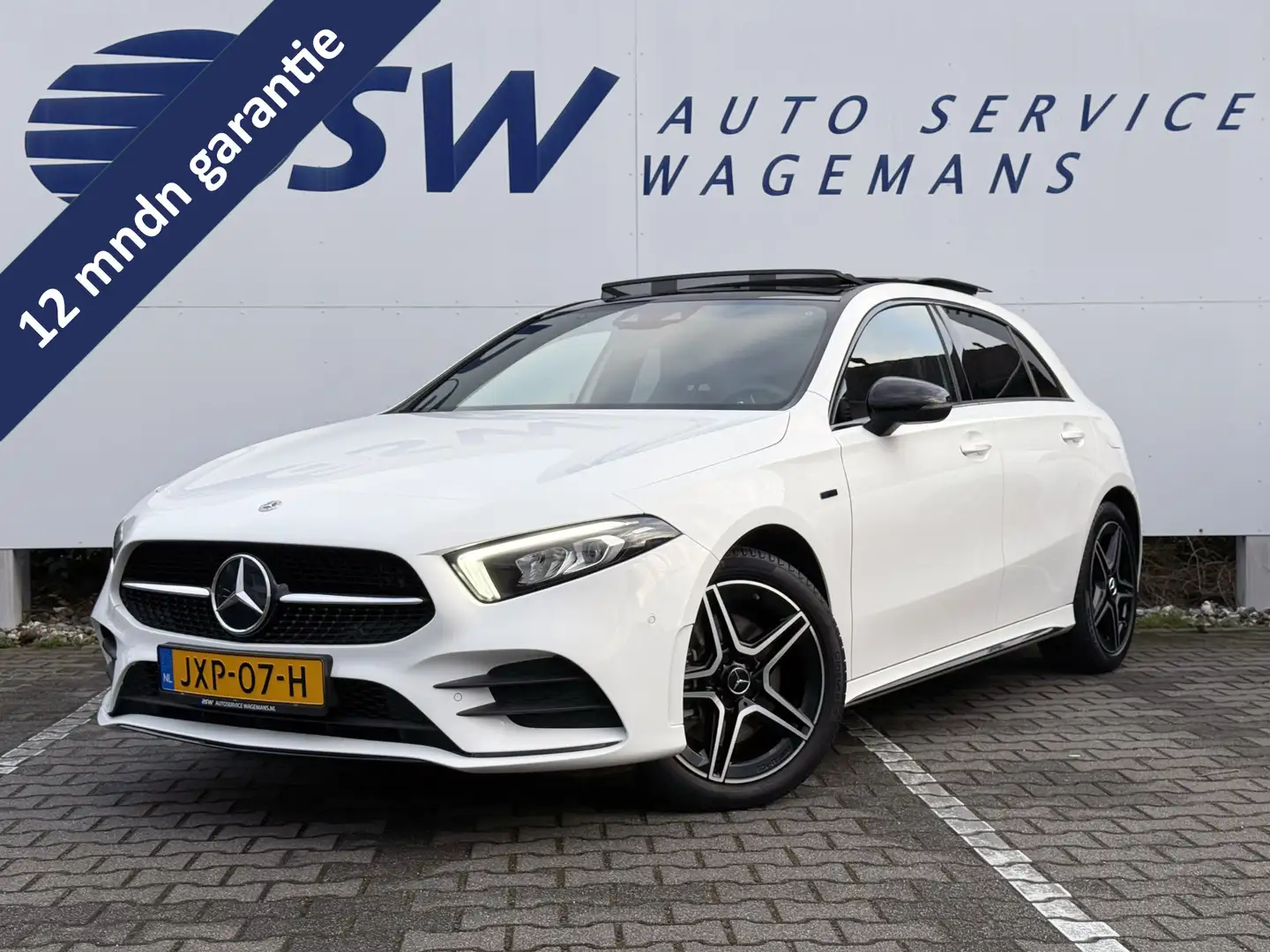 Mercedes-Benz A 250 e Business Solution AMG Edition | Pano | Ambient L Weiß - 1