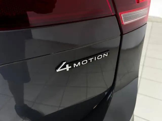 Volkswagen Tiguan view 8