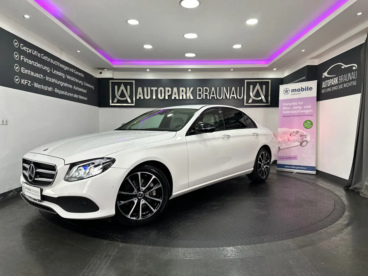 Mercedes-Benz E 220 d 4Matic Lim. Avantgarde *69.000KM*HUD*BEAM* Weiß - 1