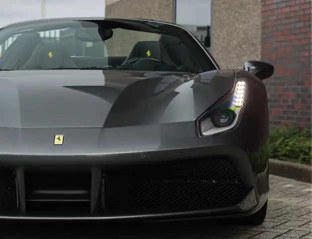Ferrari 488 view 12