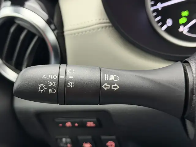 Nissan Micra view 10
