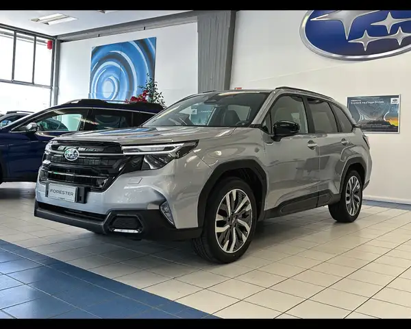 Subaru Forester MY 25 PREMIUM