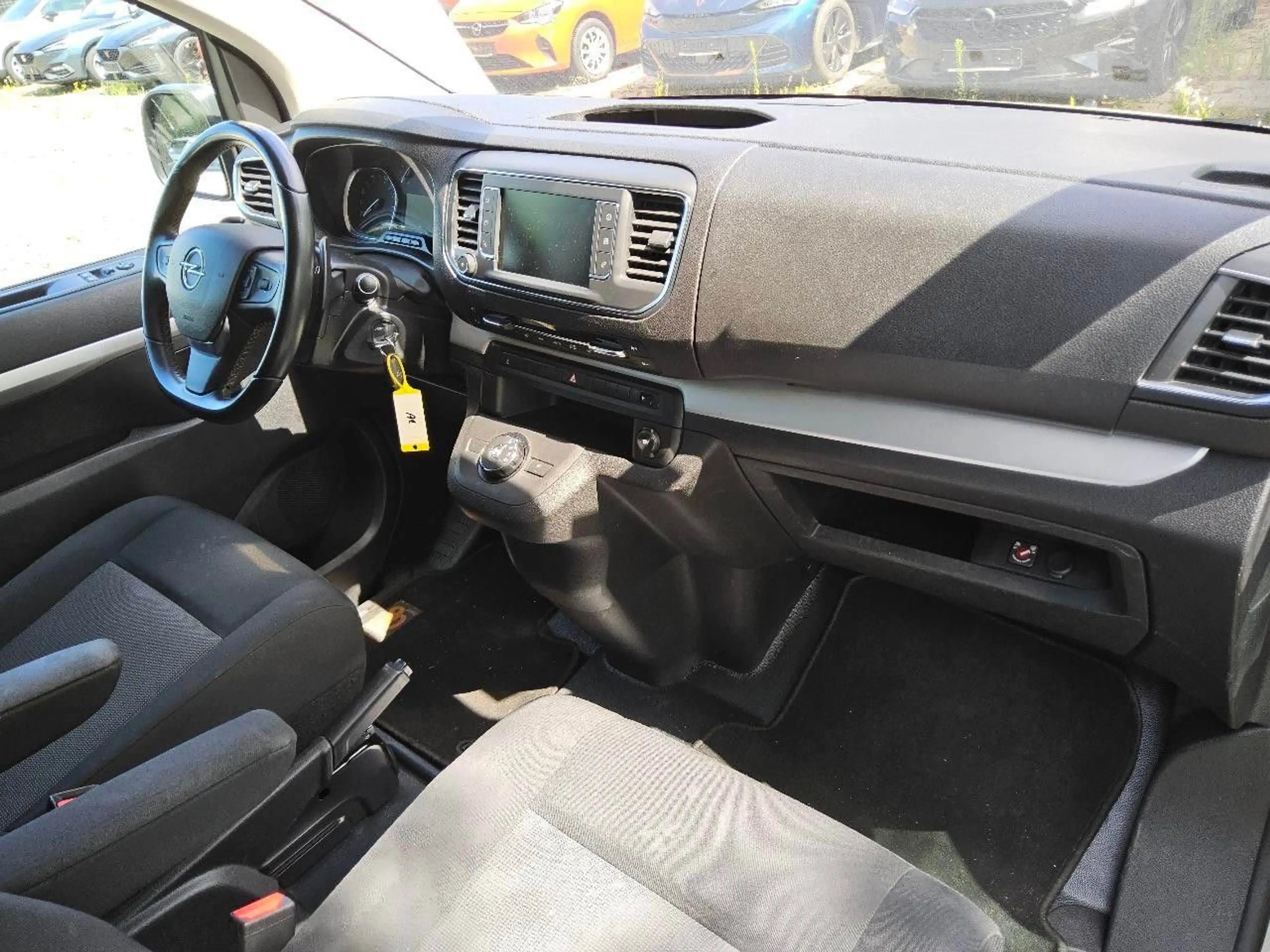 Opel Zafira Life L 2.0 D[6d-TEMP] S/S AT8 Selection — photo 3