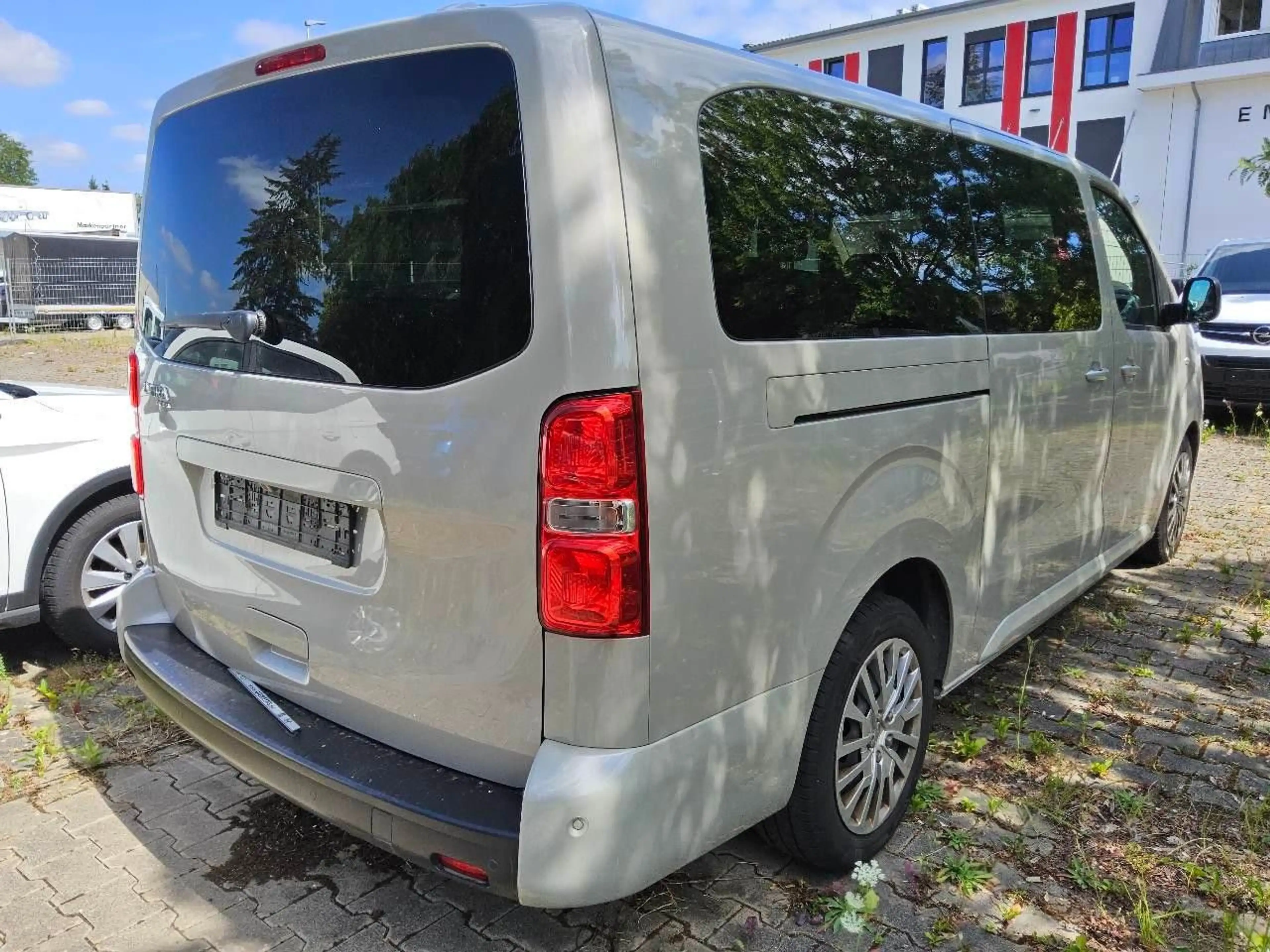 Opel Zafira Life L 2.0 D[6d-TEMP] S/S AT8 Selection — photo 2
