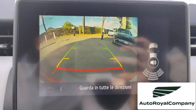 Renault Clio view 6