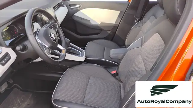 Renault Clio view 4