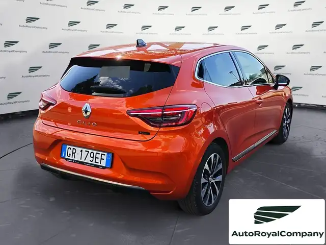 Renault Clio view 12