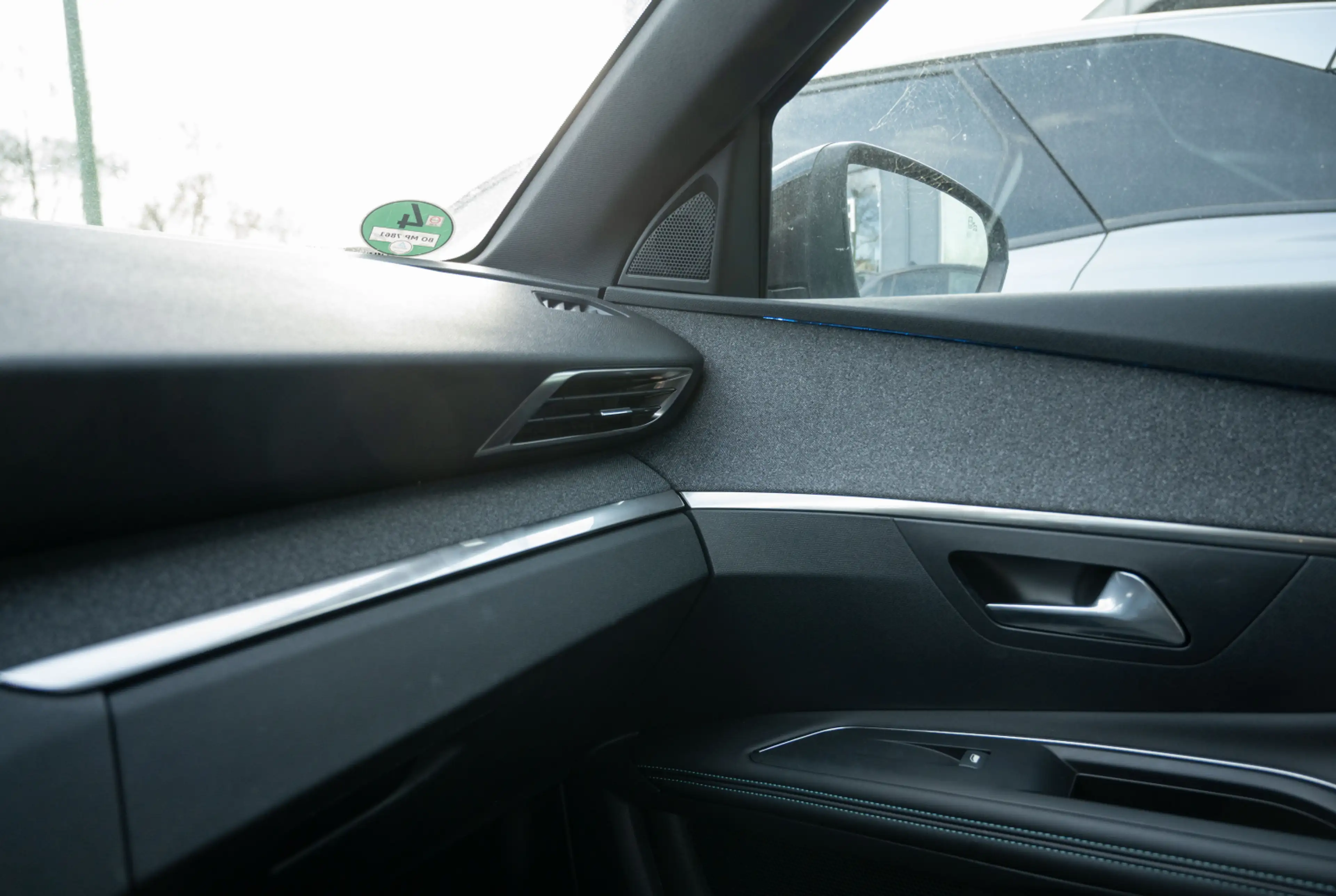 Peugeot 3008 Allure Pack 1.2 PureTech 130 EAT8 *NAVI*GRIP-CONTROL* *INVENTUR-SALE* — photo 10