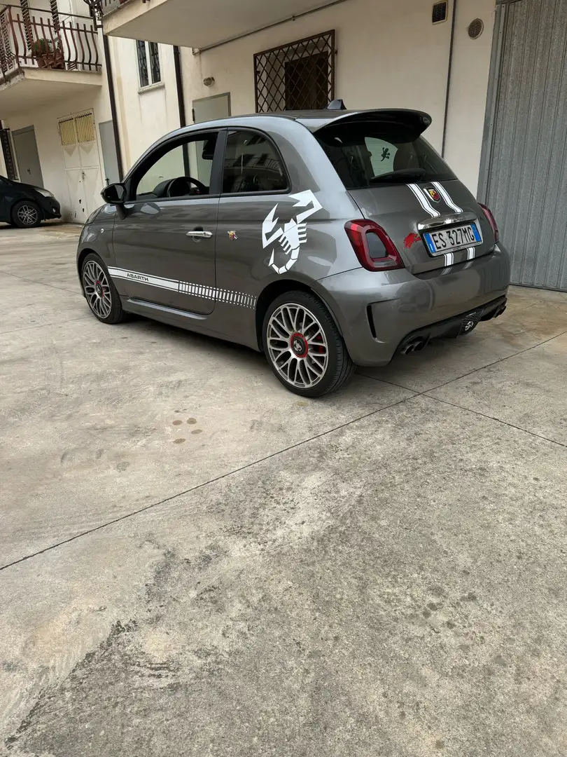 Abarth 500 1.4 16v t. t-jet Custom 140cv mta Gris - 2