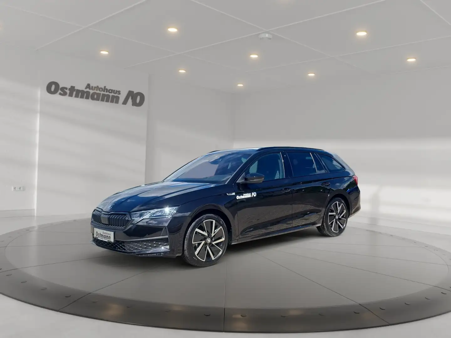 Skoda Octavia Combi 2.0 TDI DSG Sportline ACC KAM LED Schwarz - 1