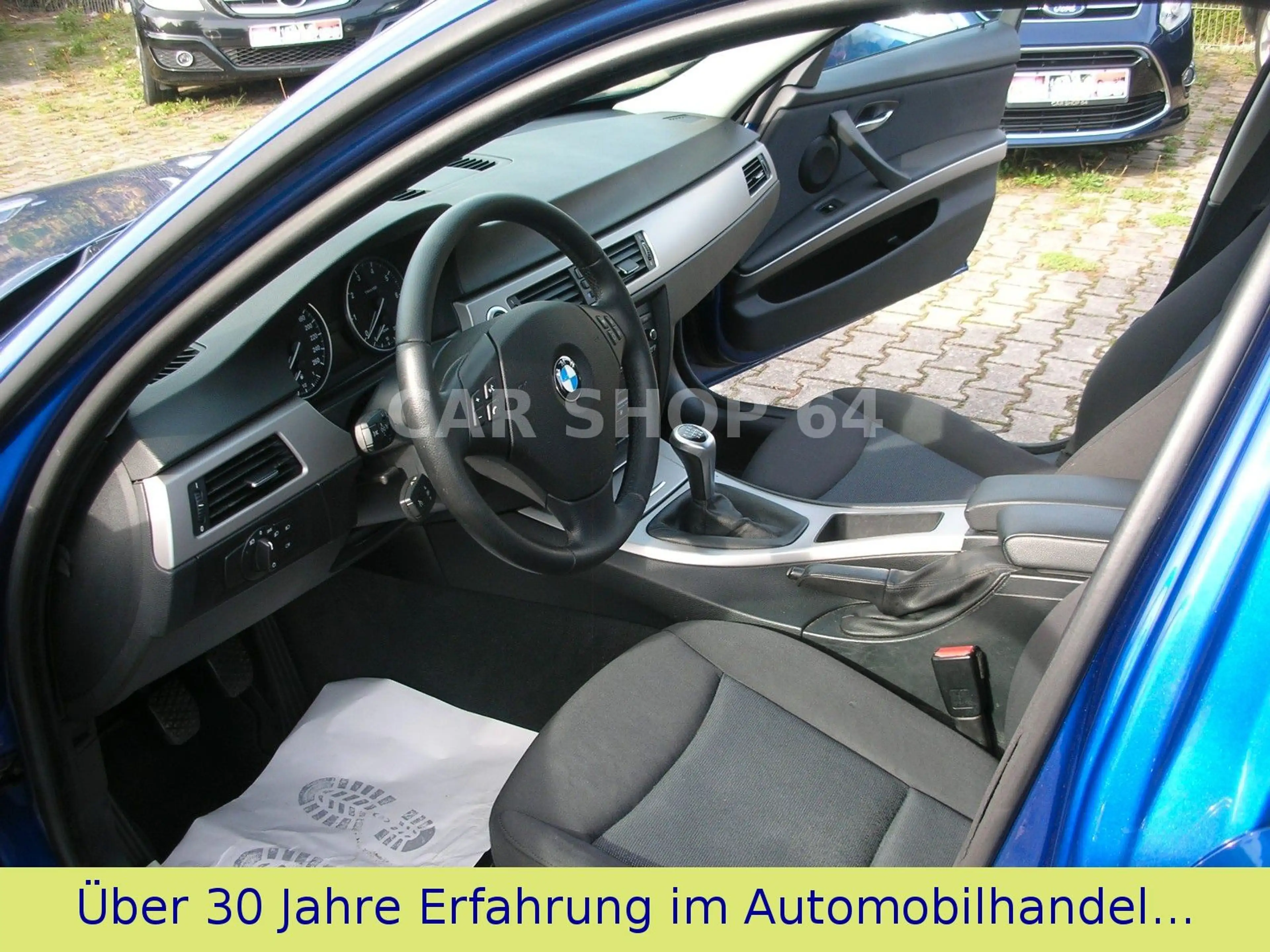 BMW 318 i Touring -XENON/SHZ/PDC/KLIMAAUT/SCHECKHEFT! — photo 10