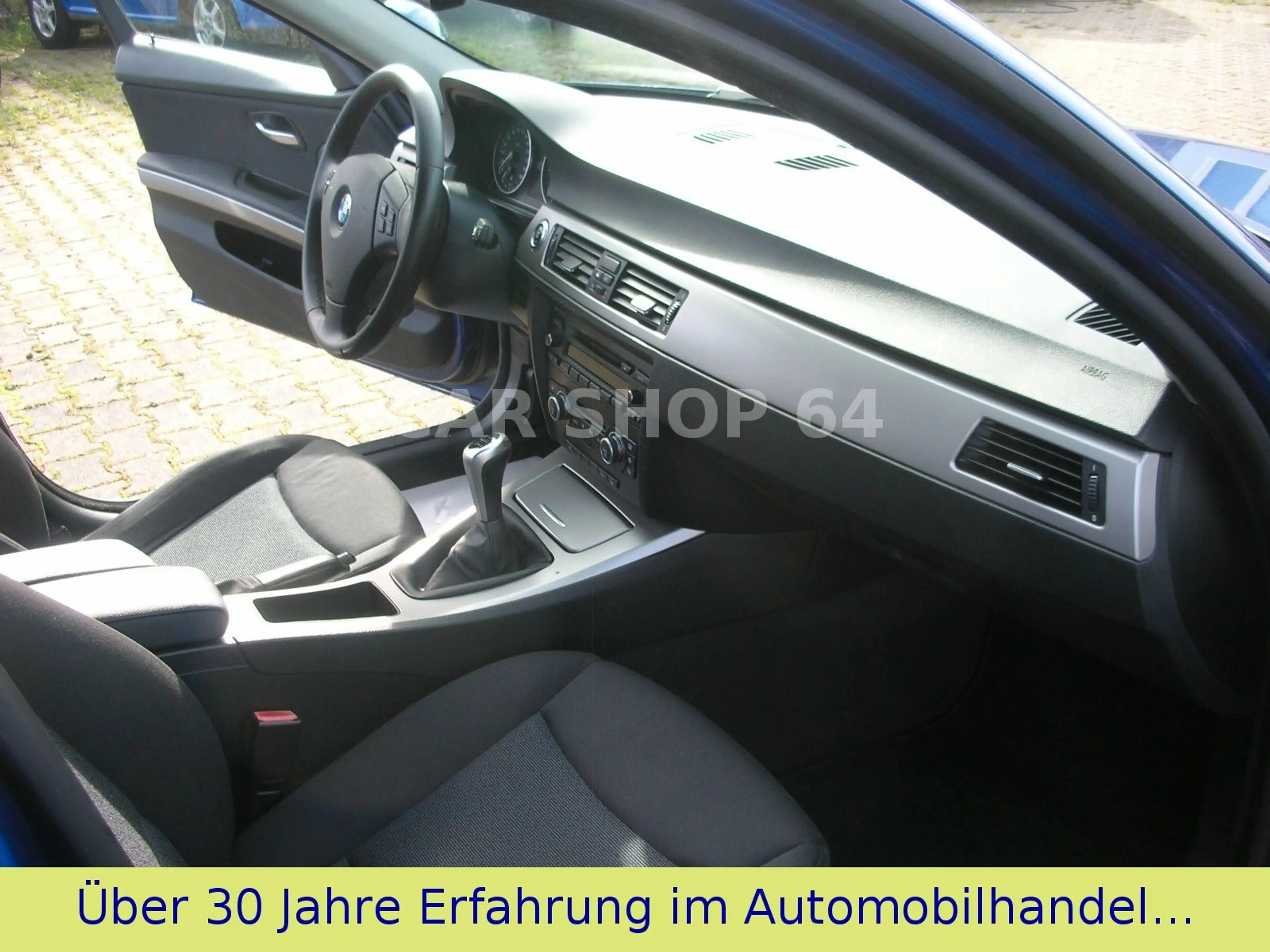BMW 318 i Touring -XENON/SHZ/PDC/KLIMAAUT/SCHECKHEFT! — photo 11