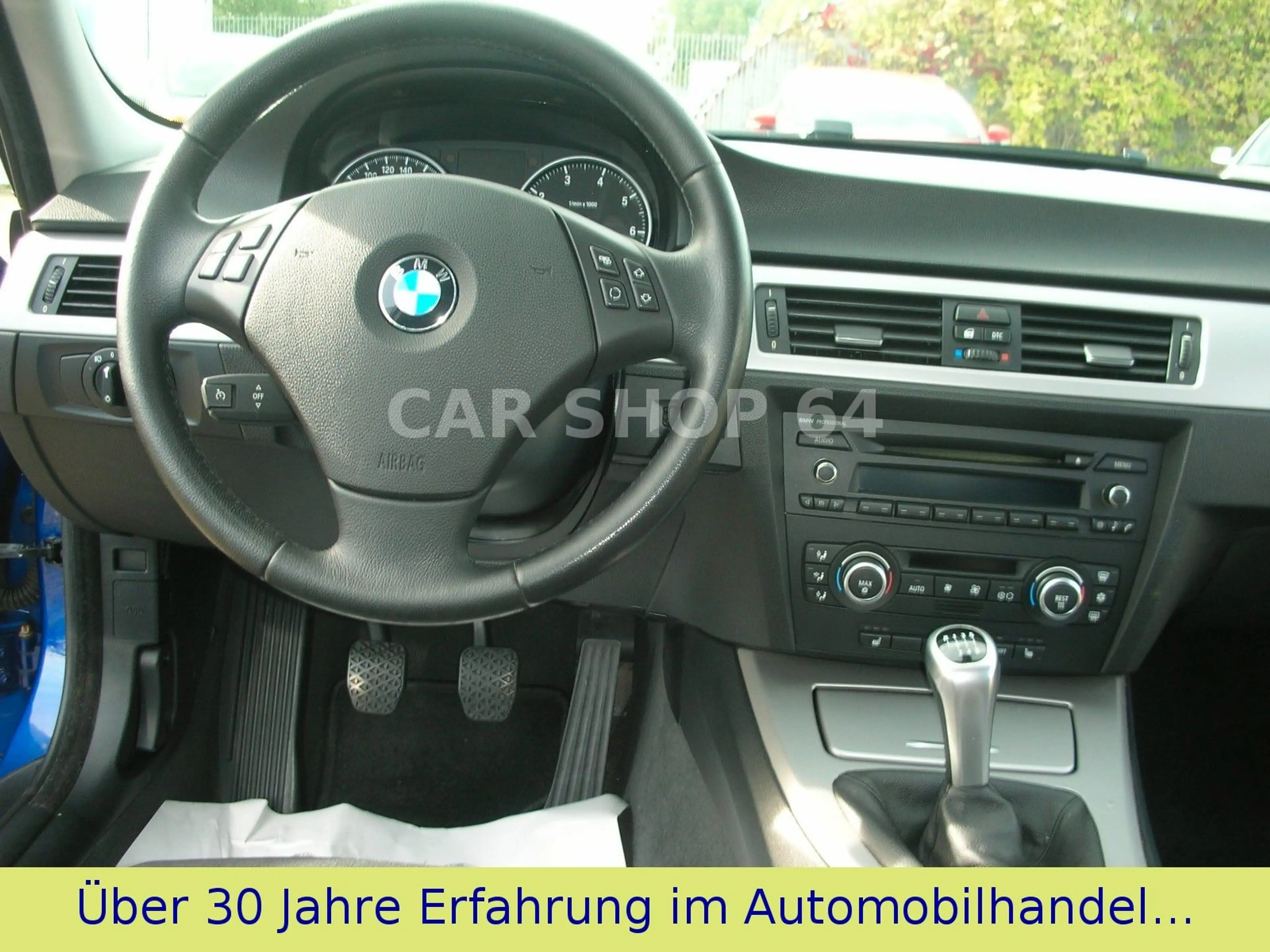 BMW 318 i Touring -XENON/SHZ/PDC/KLIMAAUT/SCHECKHEFT! — photo 9