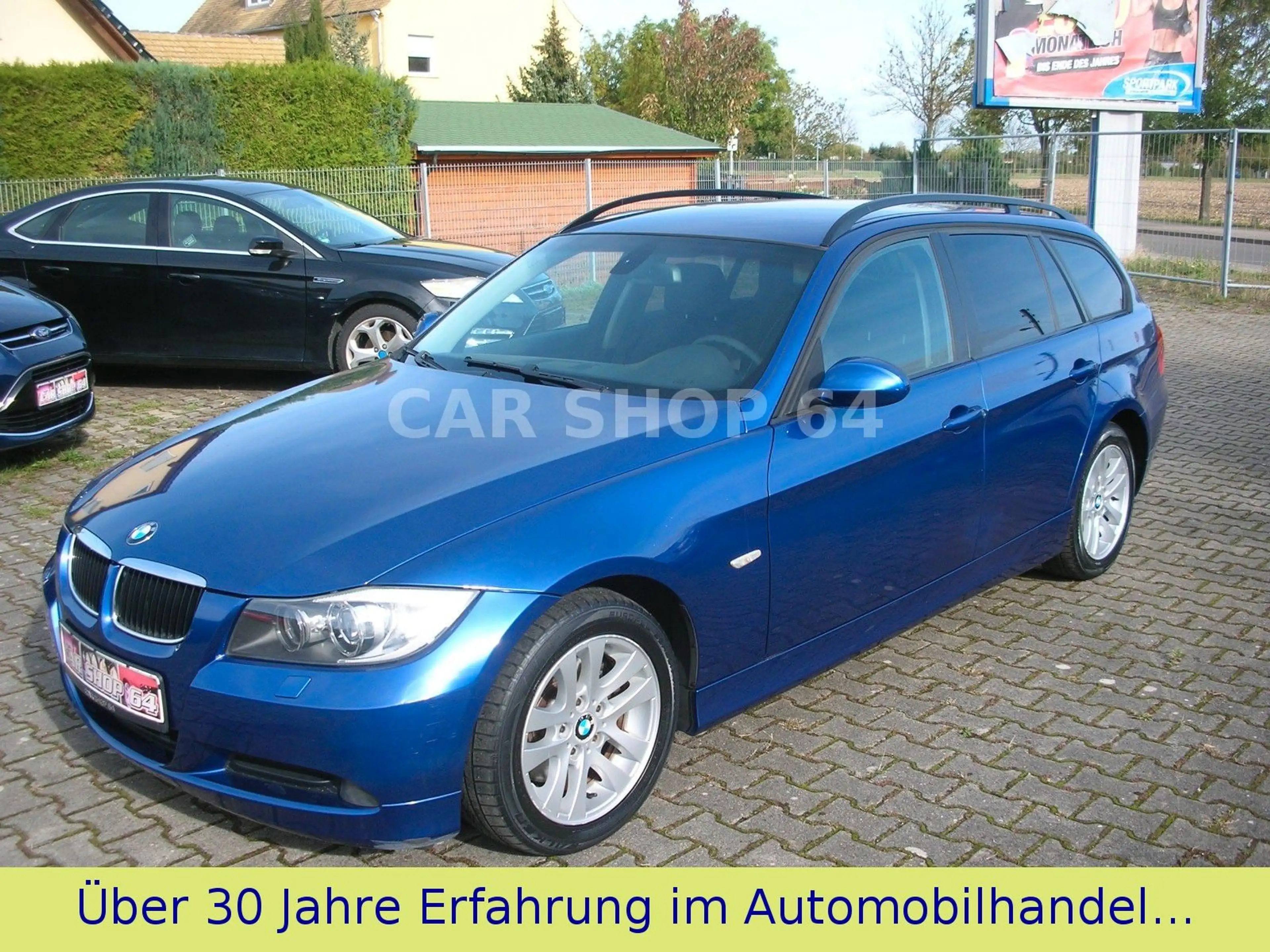 BMW 318 i Touring -XENON/SHZ/PDC/KLIMAAUT/SCHECKHEFT!