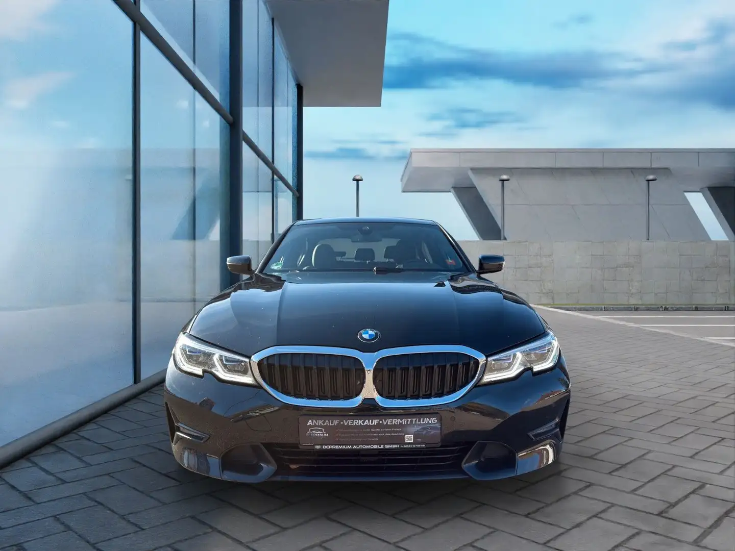BMW 330 e Sport Line,Matrix,Leder,Innovation Paket Schwarz - 2