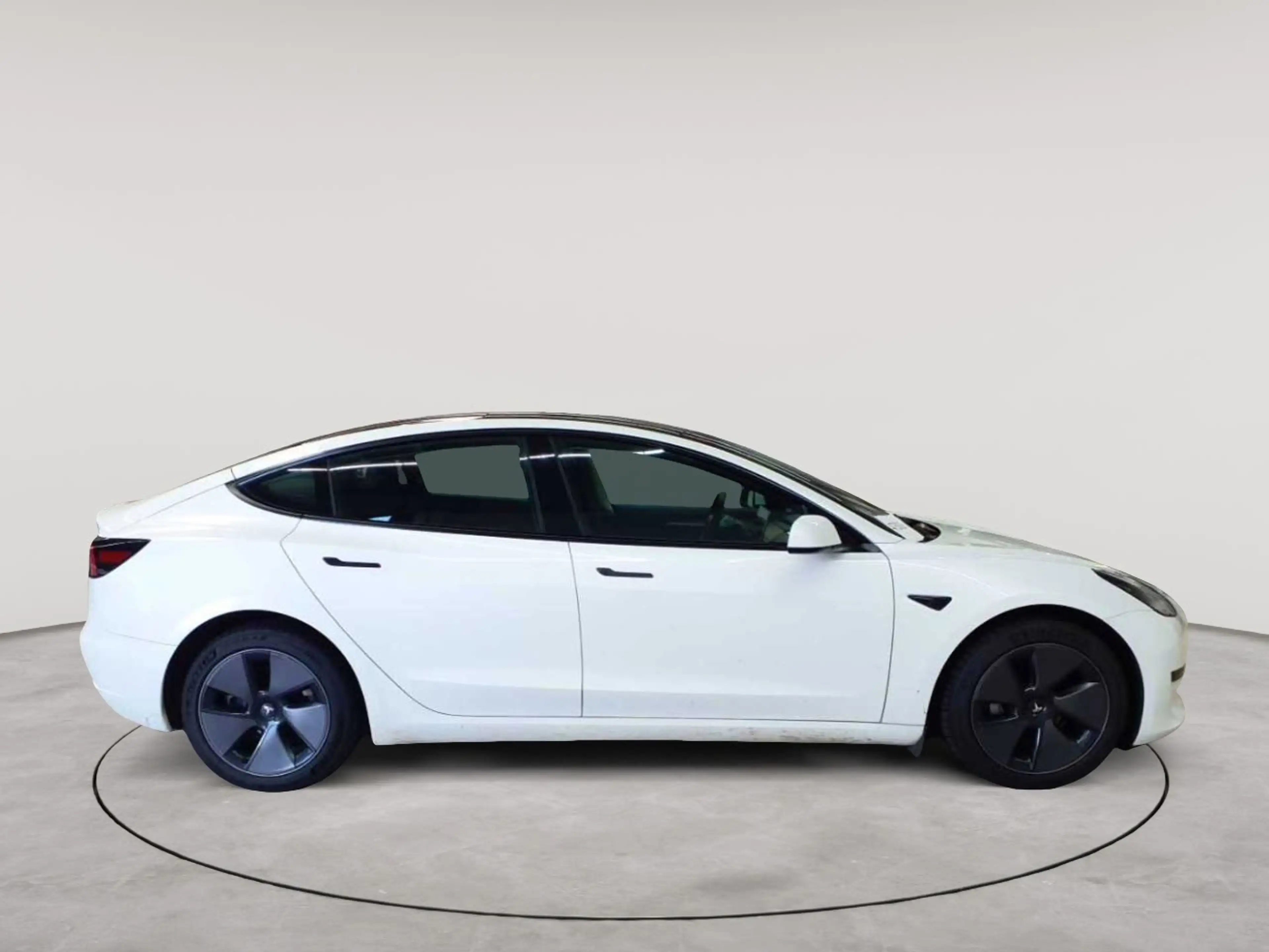 Tesla Model 3 Model 3 RWD Hinterradantrieb Navi Leder — photo 3