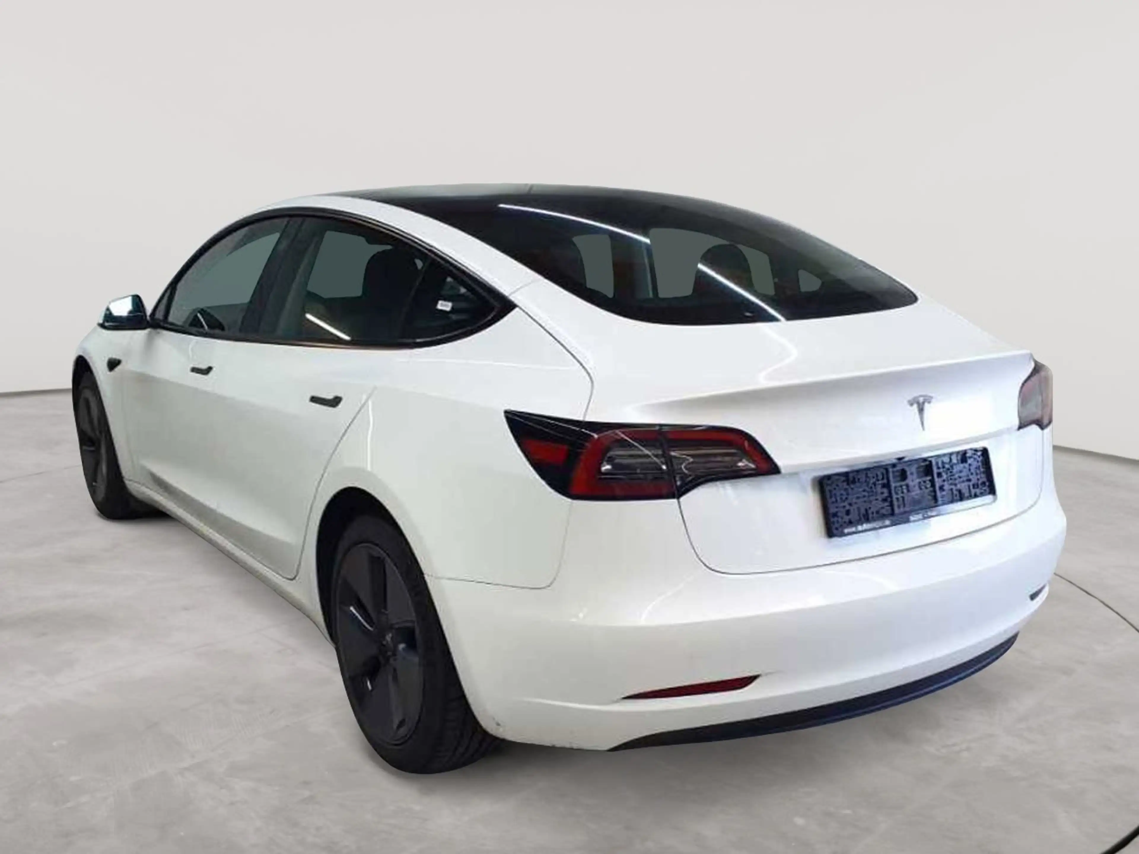 Tesla Model 3 Model 3 RWD Hinterradantrieb Navi Leder — photo 5