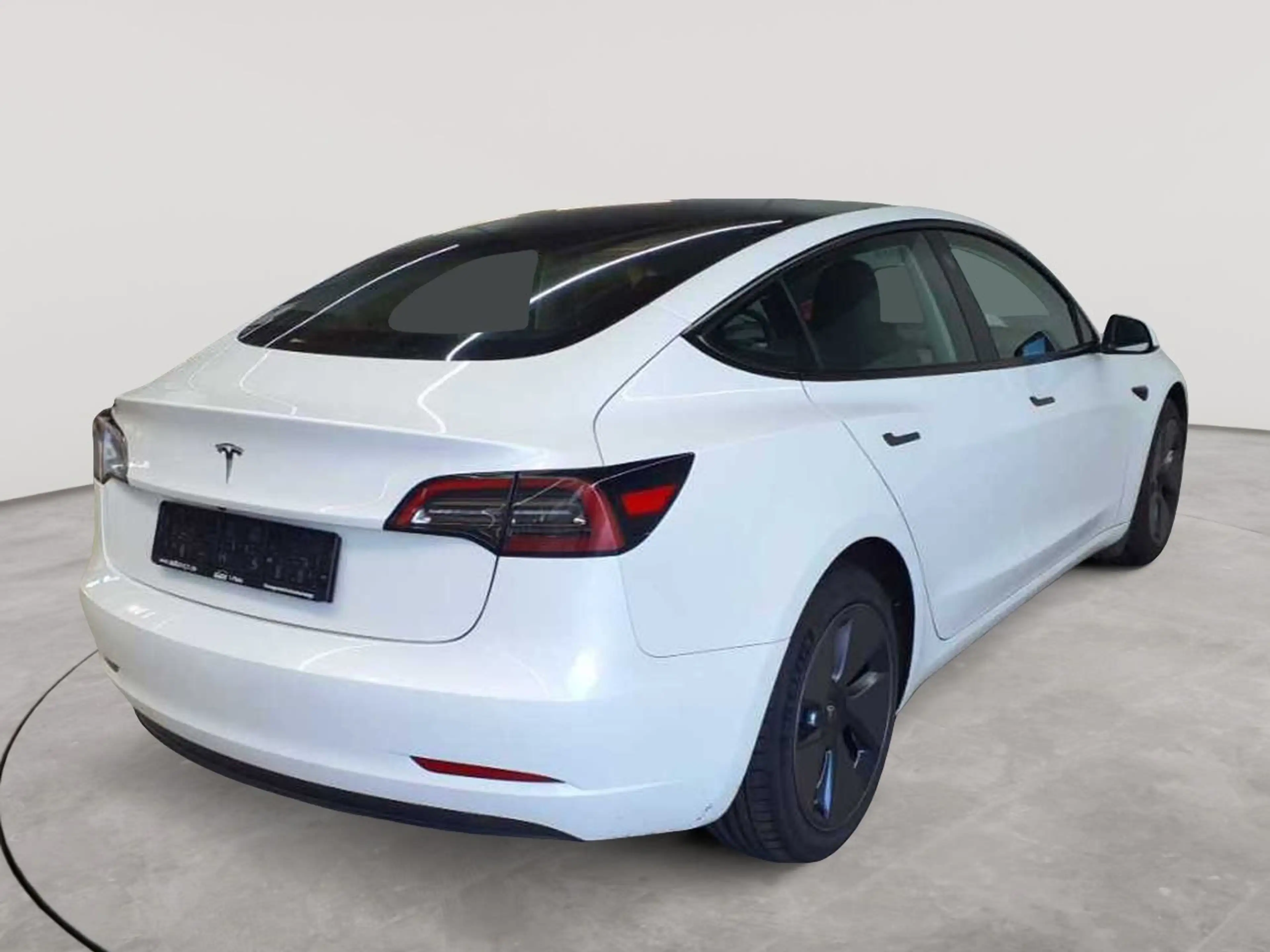 Tesla Model 3 Model 3 RWD Hinterradantrieb Navi Leder — photo 4