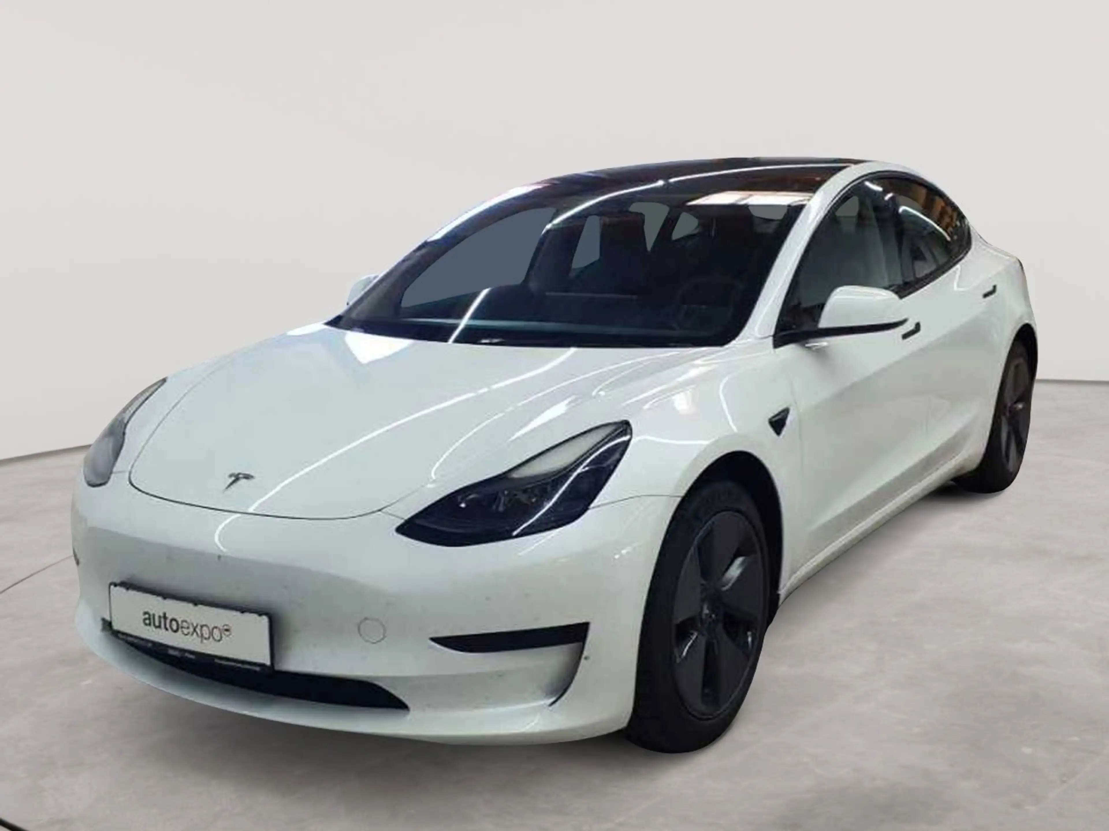Tesla Model 3 Model 3 RWD Hinterradantrieb Navi Leder — photo 2