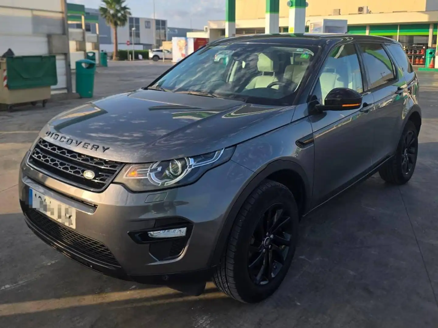Land Rover Discovery Sport Discovery Sport 2.0TD4 SE 4x4 Aut. 150 SE Gris - 1