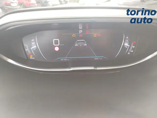 Peugeot 5008 view 18