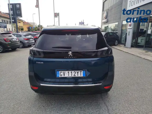 Peugeot 5008 view 6