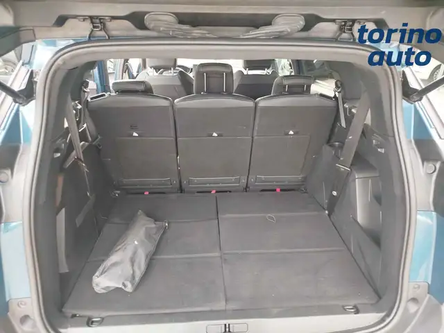 Peugeot 5008 view 12