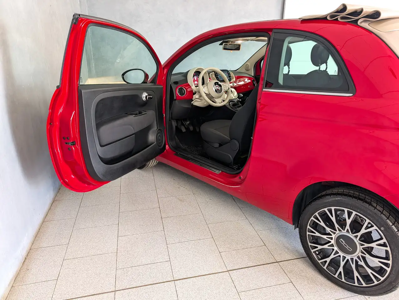 Fiat 500C 1.0 HYBRID 70CV DOLCEVITA 5