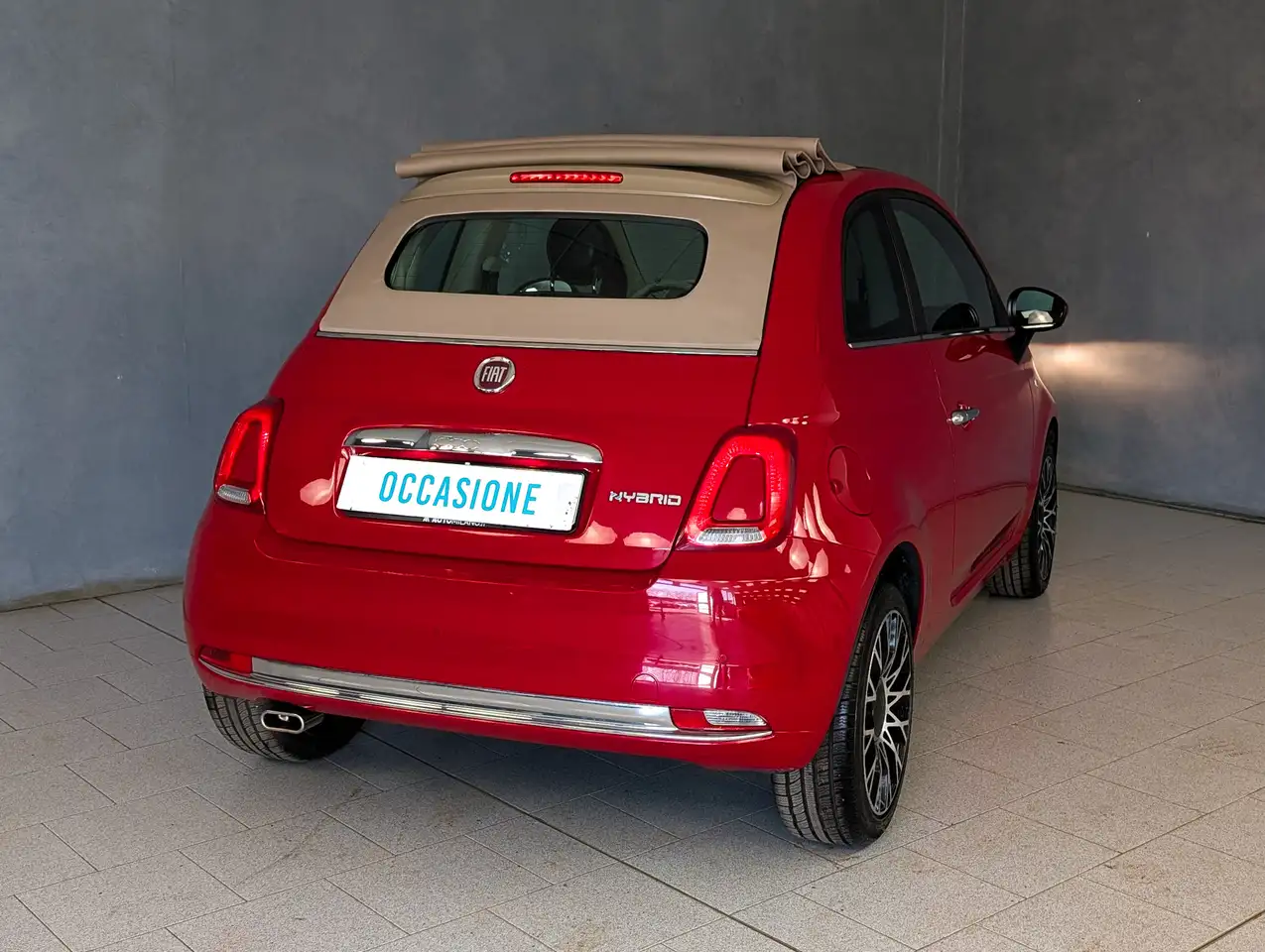 Fiat 500C 1.0 HYBRID 70CV DOLCEVITA 12