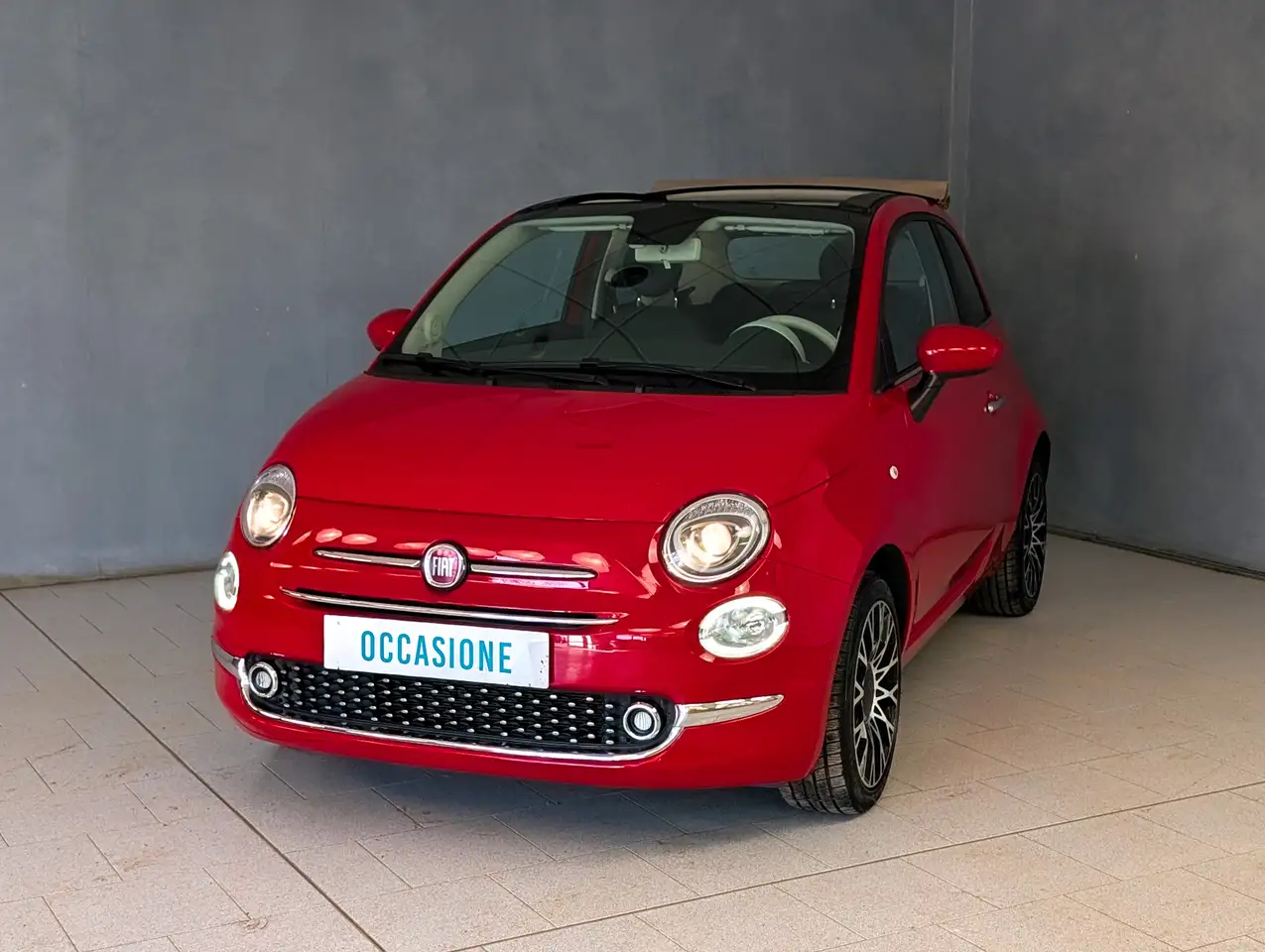 Fiat 500C 1.0 HYBRID 70CV DOLCEVITA 2
