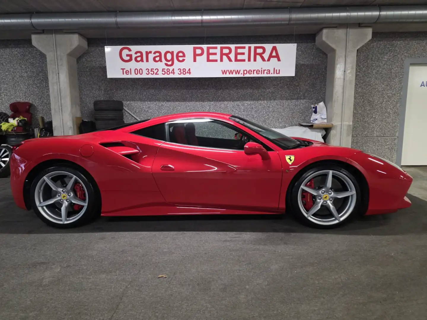 Ferrari 488 GTB LIFT LED CAMERA NAVI Rot - 2