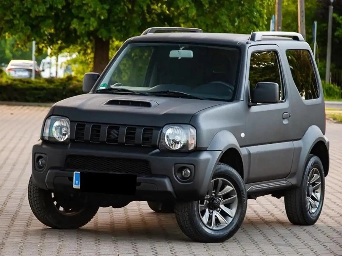 Suzuki Jimny JimnyComfort Ranger Schwarz - 1