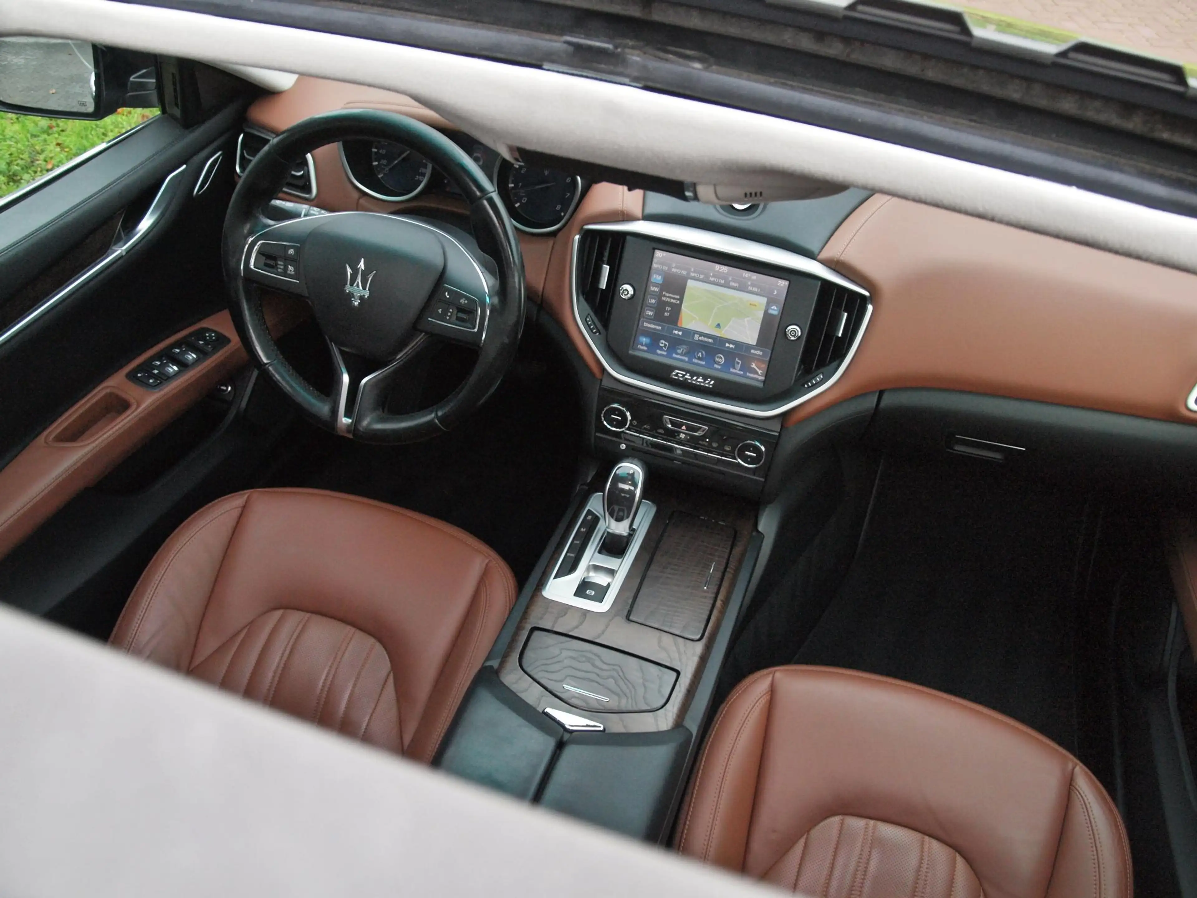 Maserati Ghibli 3.0 | Panoramadak | Camera | Dealer onderhouden | — photo 3