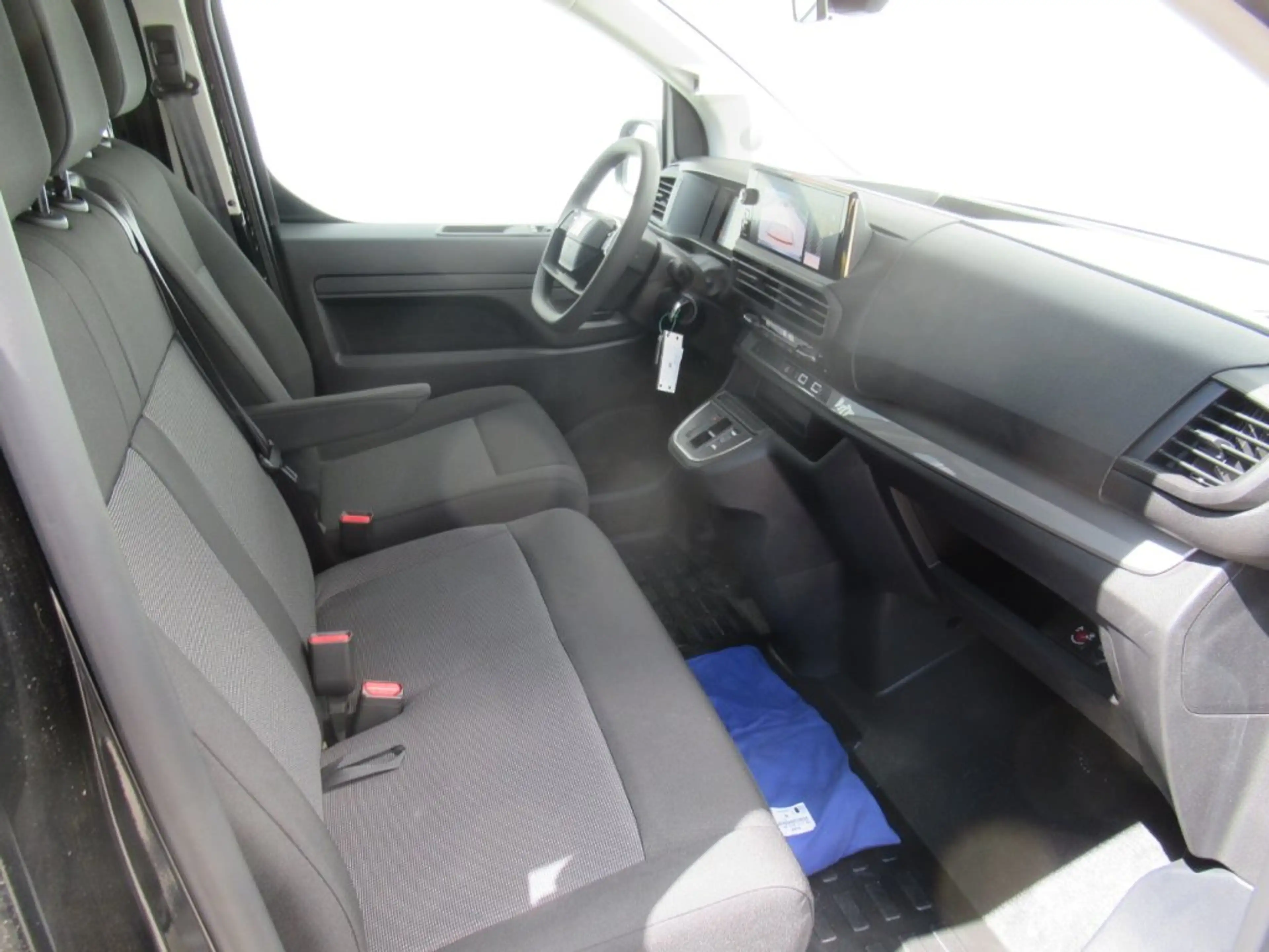 Fiat Scudo Kombi L3 XL 180 AUTOMATIK **9-SITZER** — photo 9