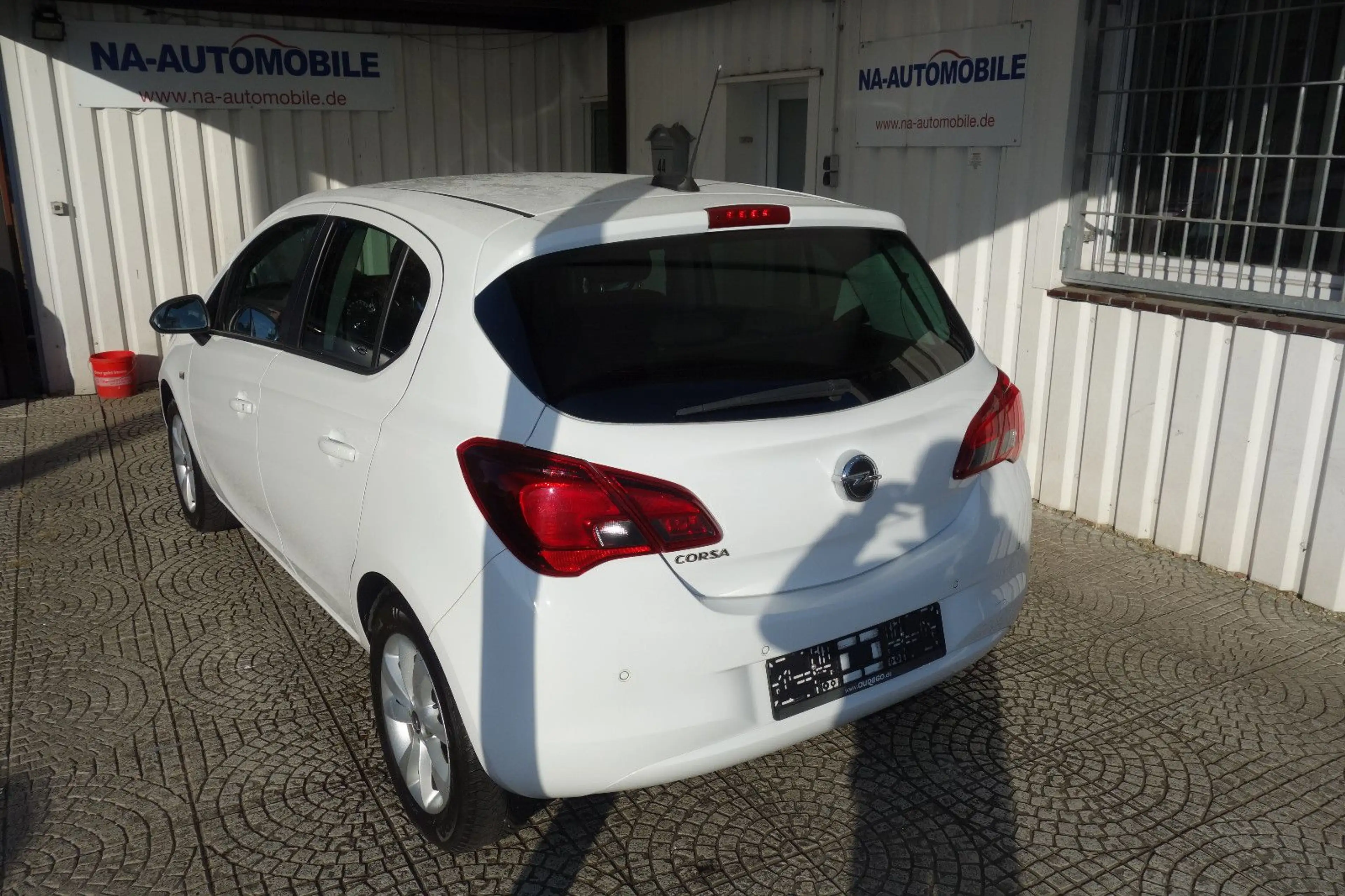 Opel Corsa E ON ecoFlex/Rückfahrkamera,Klima — photo 3