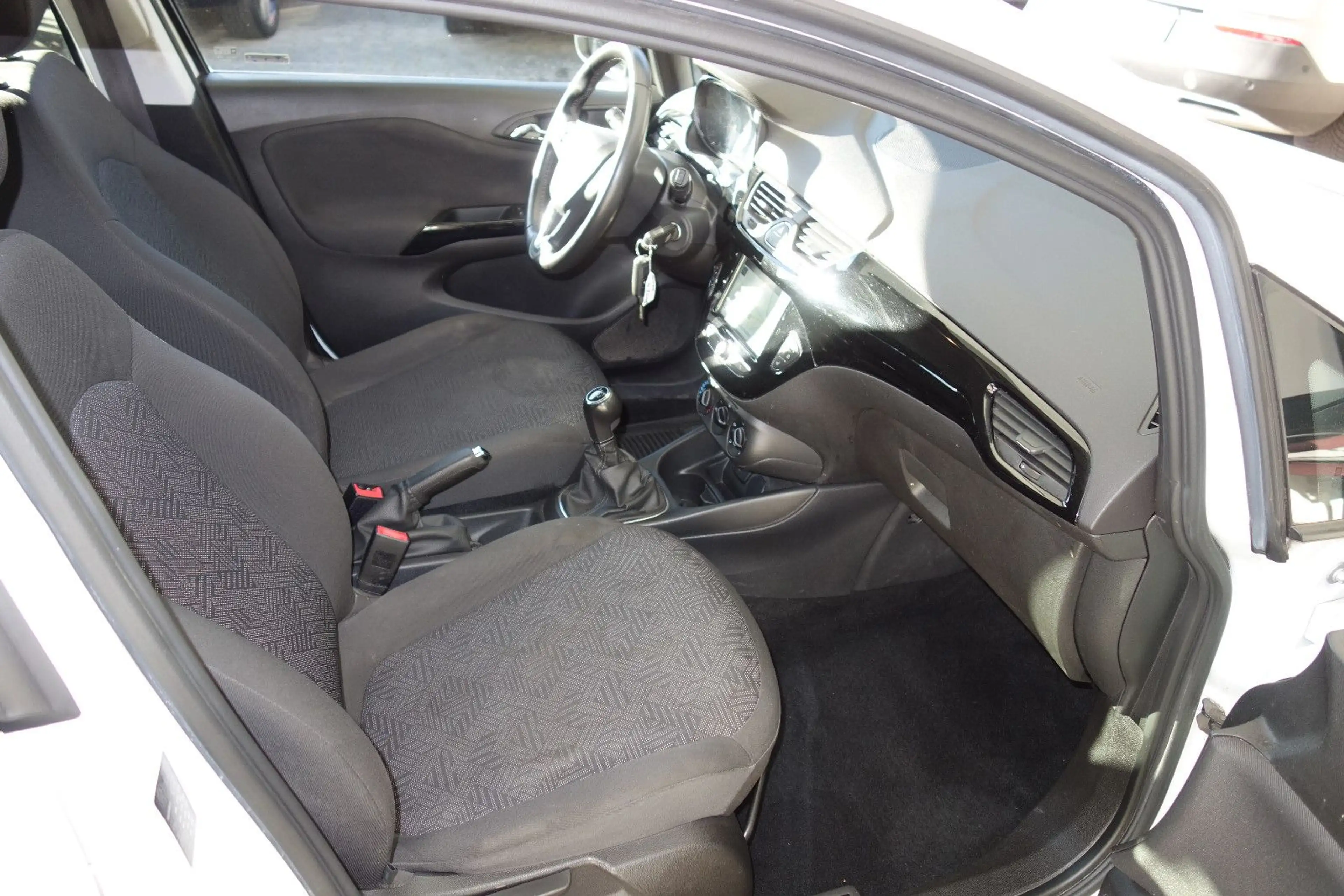 Opel Corsa E ON ecoFlex/Rückfahrkamera,Klima — photo 6