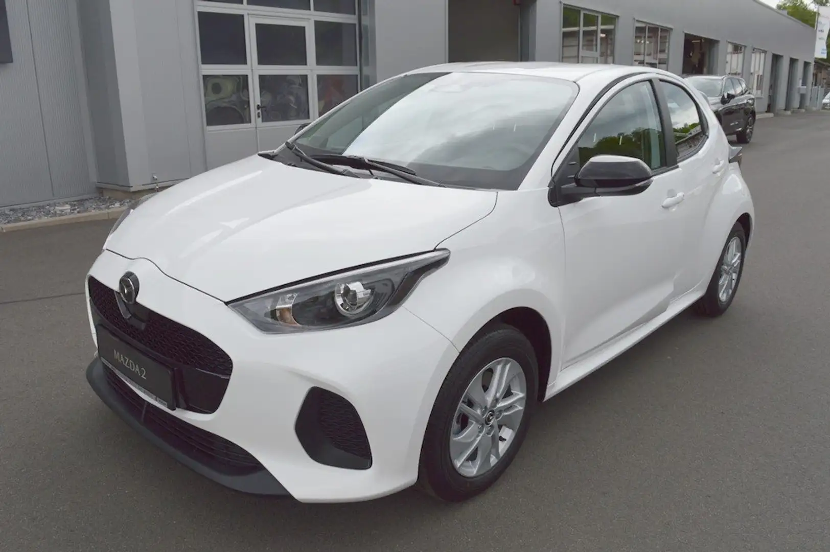 Mazda 2 Hybrid 1.5 VVT-i 116 CVT Centre-Line *SH+Cam+DAB* Wit - 2